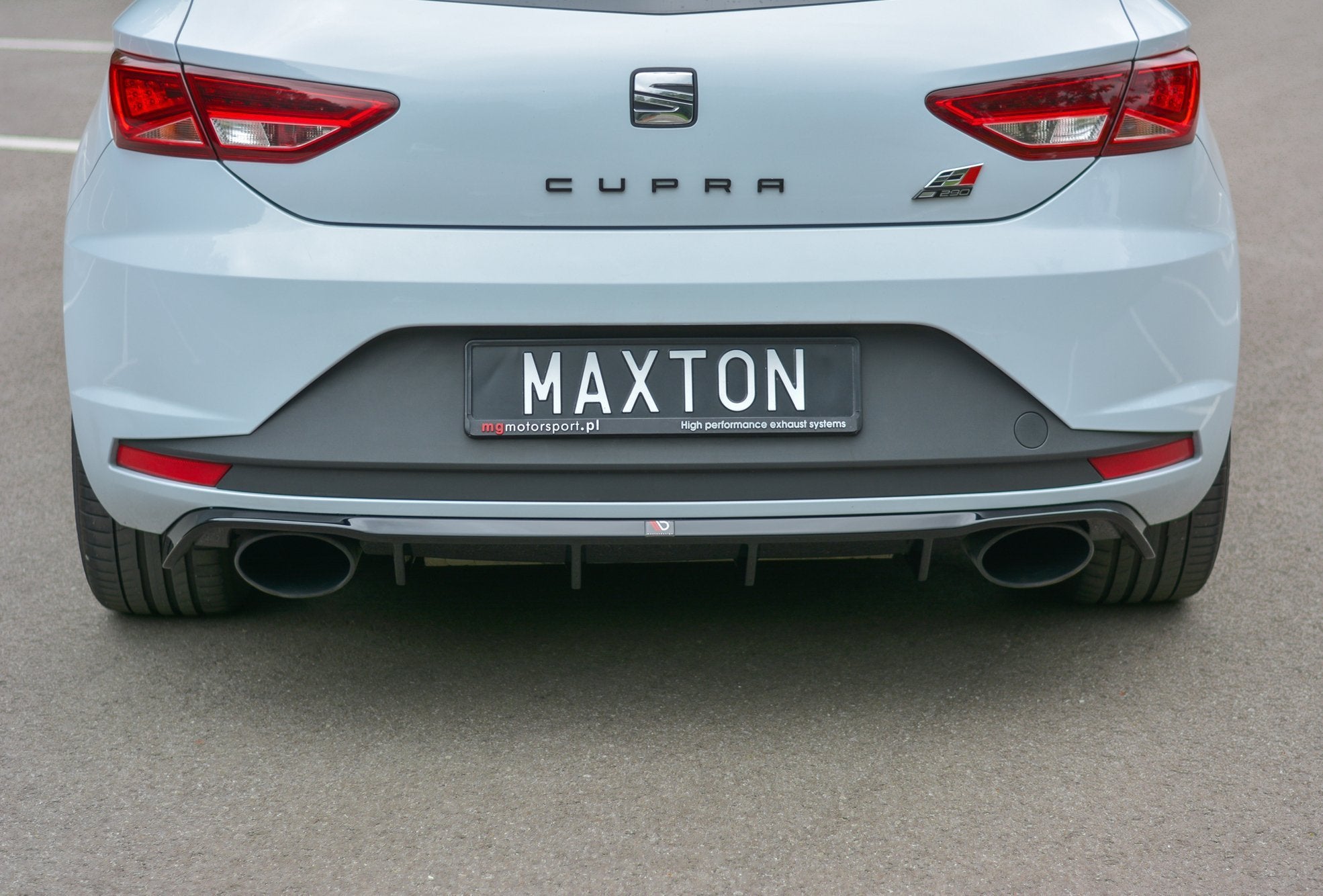 Maxton Design Diffusor Heck Ansatz passend für Seat Leon III Cupra schwarz Hochglanz