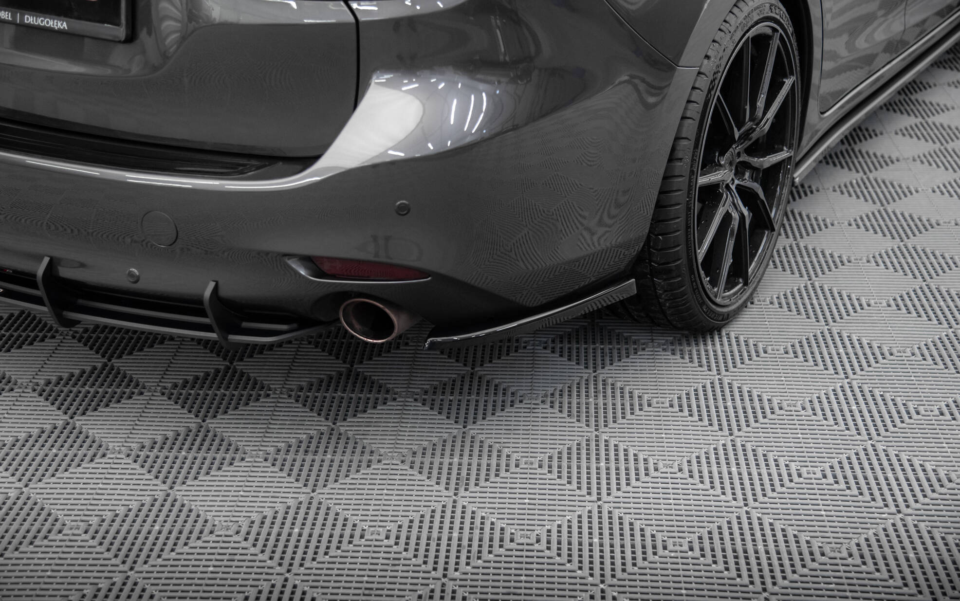 Maxton Design Heck Ansatz Flaps Diffusor passend für Mazda 6 Kombi Mk3 Facelift schwarz Hochglanz