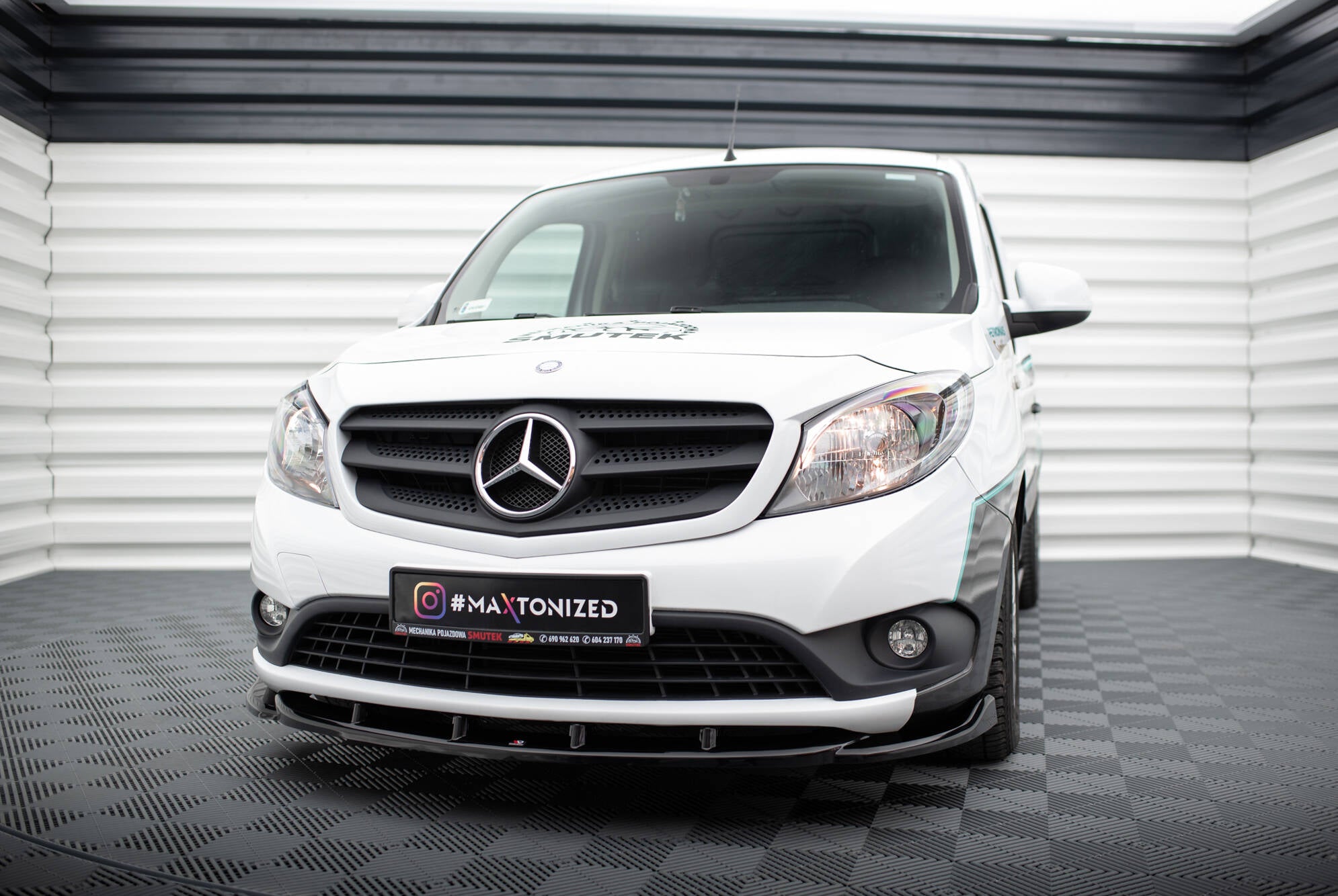 Maxton Design Street+ Spoilerlippe Front Ansatz passend für Mercedes-Benz Citan W415 schwarz Hochglanz