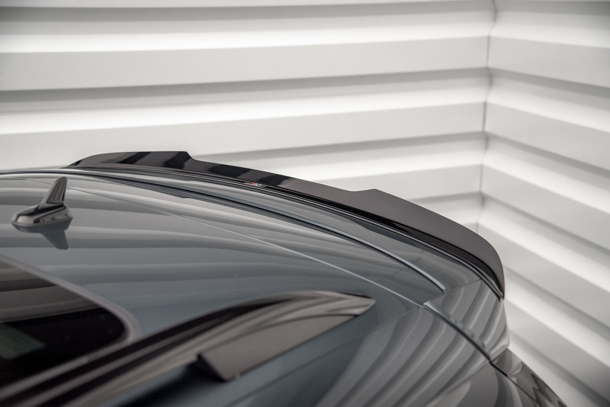 Maxton Design Spoiler CAP passend für Cupra Ateca Mk1 / Mk1 Facelift schwarz Hochglanz