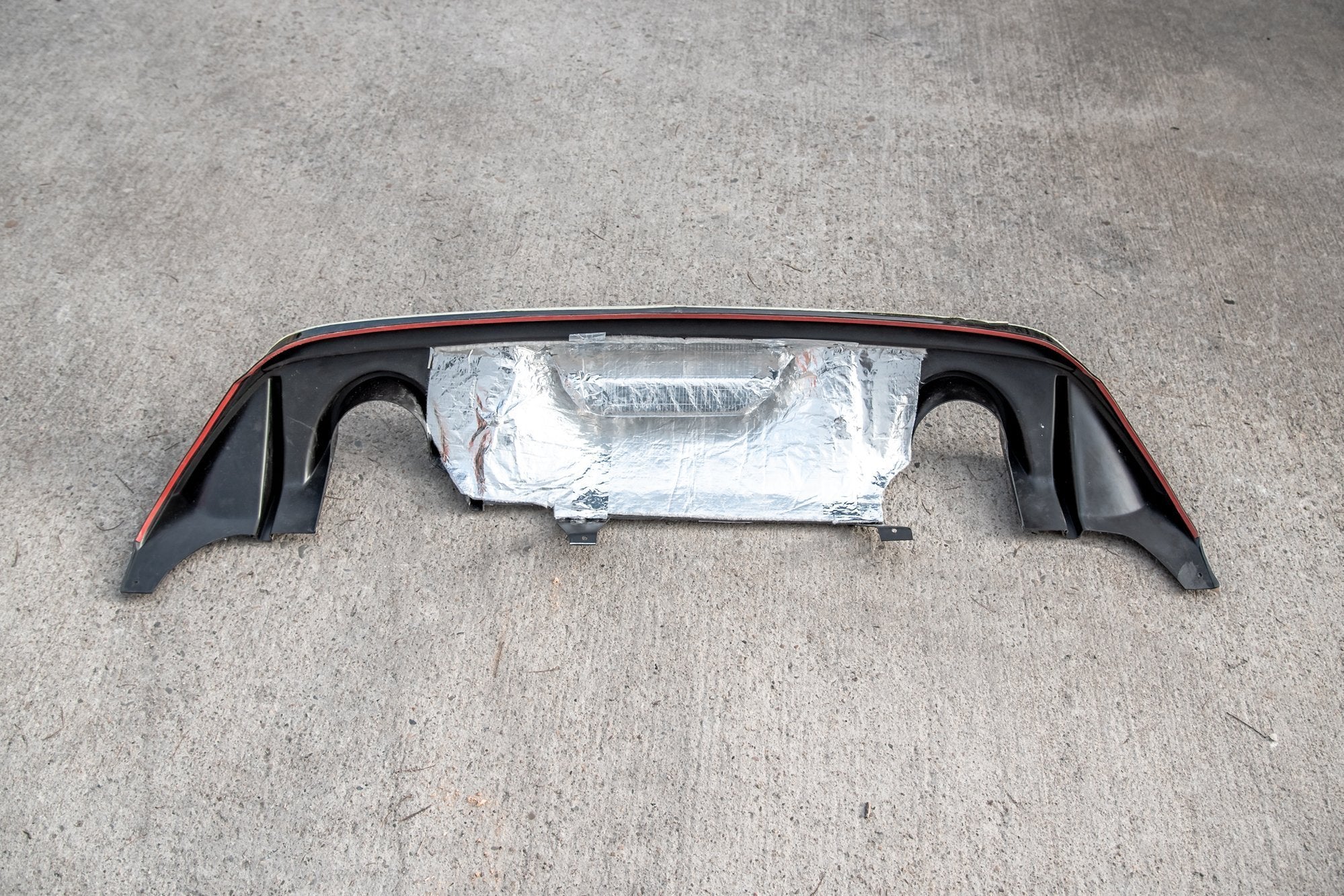 Maxton Design Diffusor Heck Ansatz passend für + Milltek Sport Auspuffverlängerung Ford Fiesta ST Mk8 + GPF System