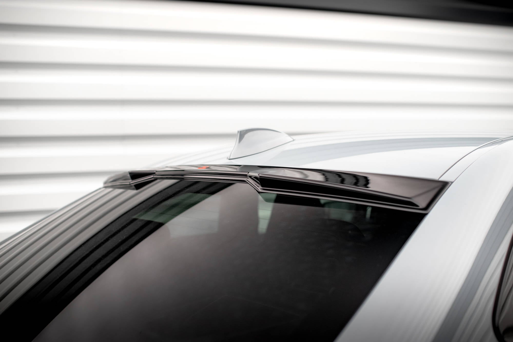 Maxton Design Heckscheiben Spoiler passend für BMW 2 Coupe G42 / M2 G87 schwarz Hochglanz
