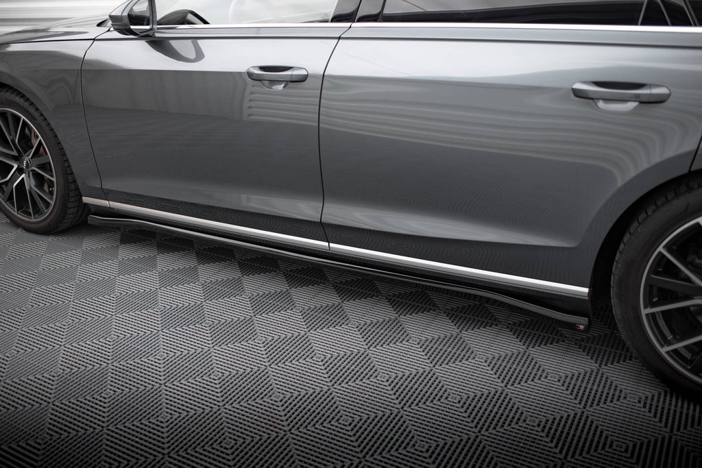 Maxton Design Street+ Seitenschweller Leisten passend für Audi A8 D5 schwarz Hochglanz