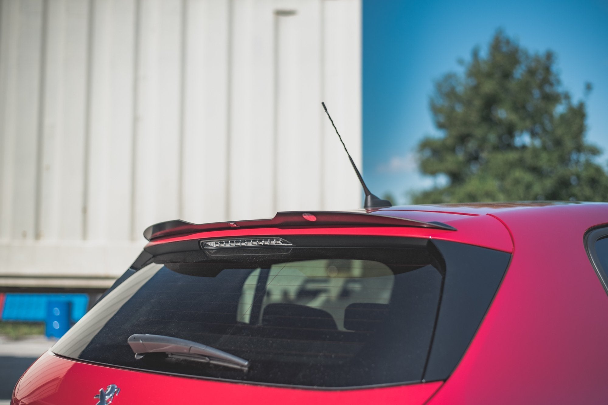 Maxton Design Spoiler CAP passend für Peugeot 308 GT Mk2 Facelift schwarz Hochglanz