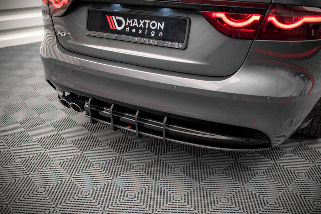 Maxton Design Street Pro Heckschürze passend für Jaguar XF R-Sport Mk2