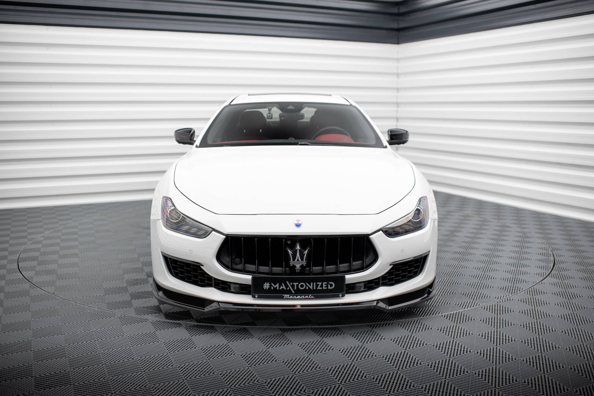 Maxton Design Street+ Spoilerlippe Front Ansatz V.1 passend für Maserati Ghibli Mk3 Facelift schwarz Hochglanz