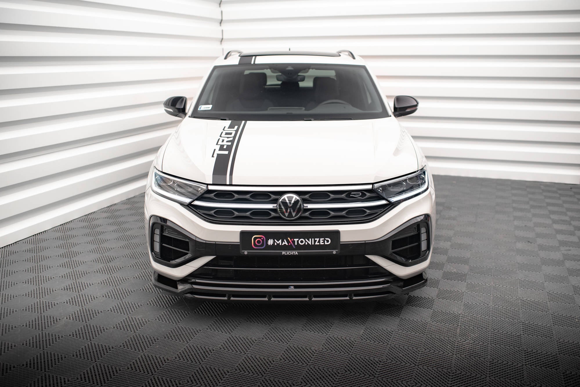 Maxton Design Street+ Spoilerlippe Front Ansatz V.1 passend für VW T-Roc R / R-Line Mk1 Facelift schwarz Hochglanz