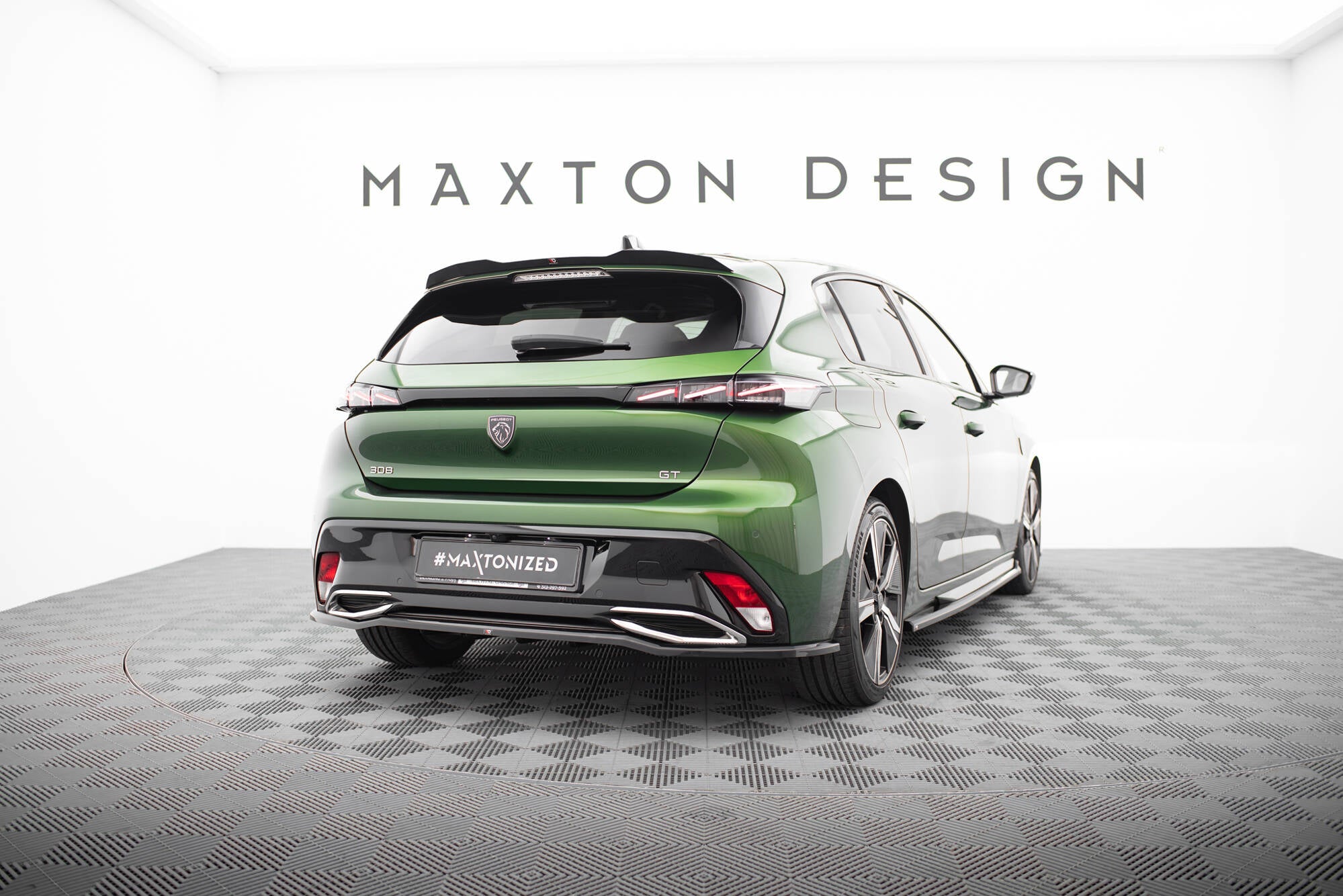 Maxton Design Street+ Mittlerer Diffusor RACE passend für Peugeot 308 GT Hatchback Mk3 schwarz Hochglanz