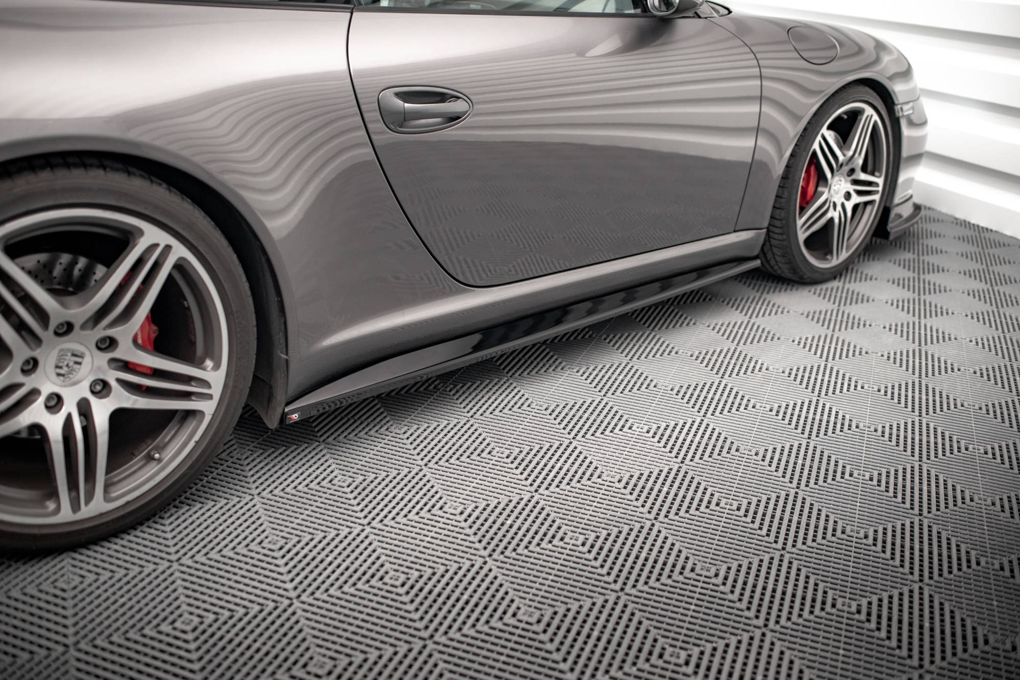 Maxton Design Street+ Seitenschweller Leisten passend für Porsche 911 Carrera / Carrera GTS 997 Facelift schwarz Hochglanz