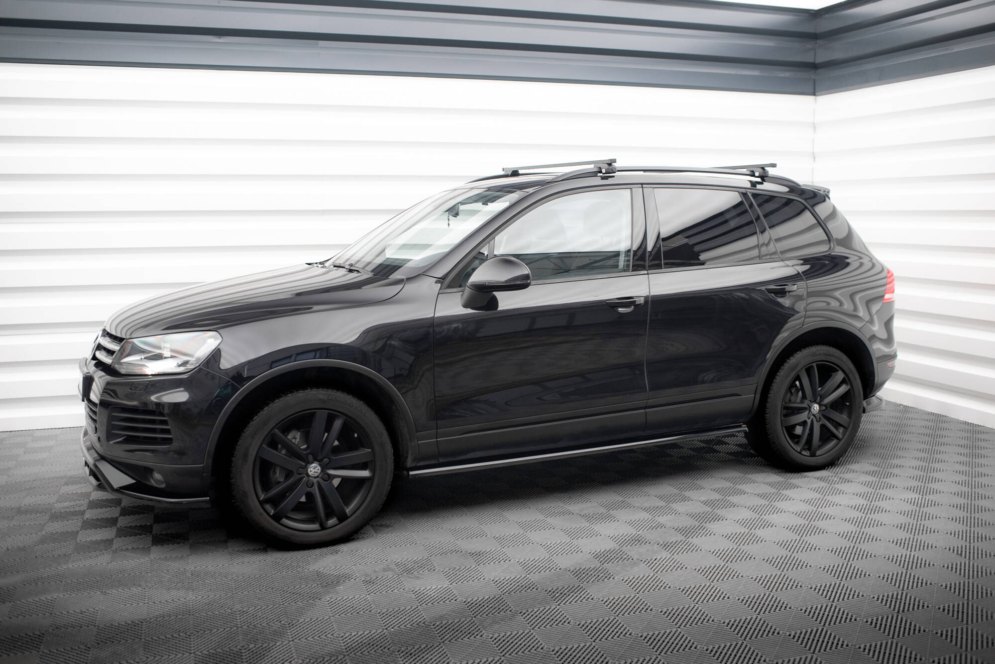 Maxton Design Street+ Seitenschweller Leisten passend für VW Touareg Mk2 schwarz Hochglanz