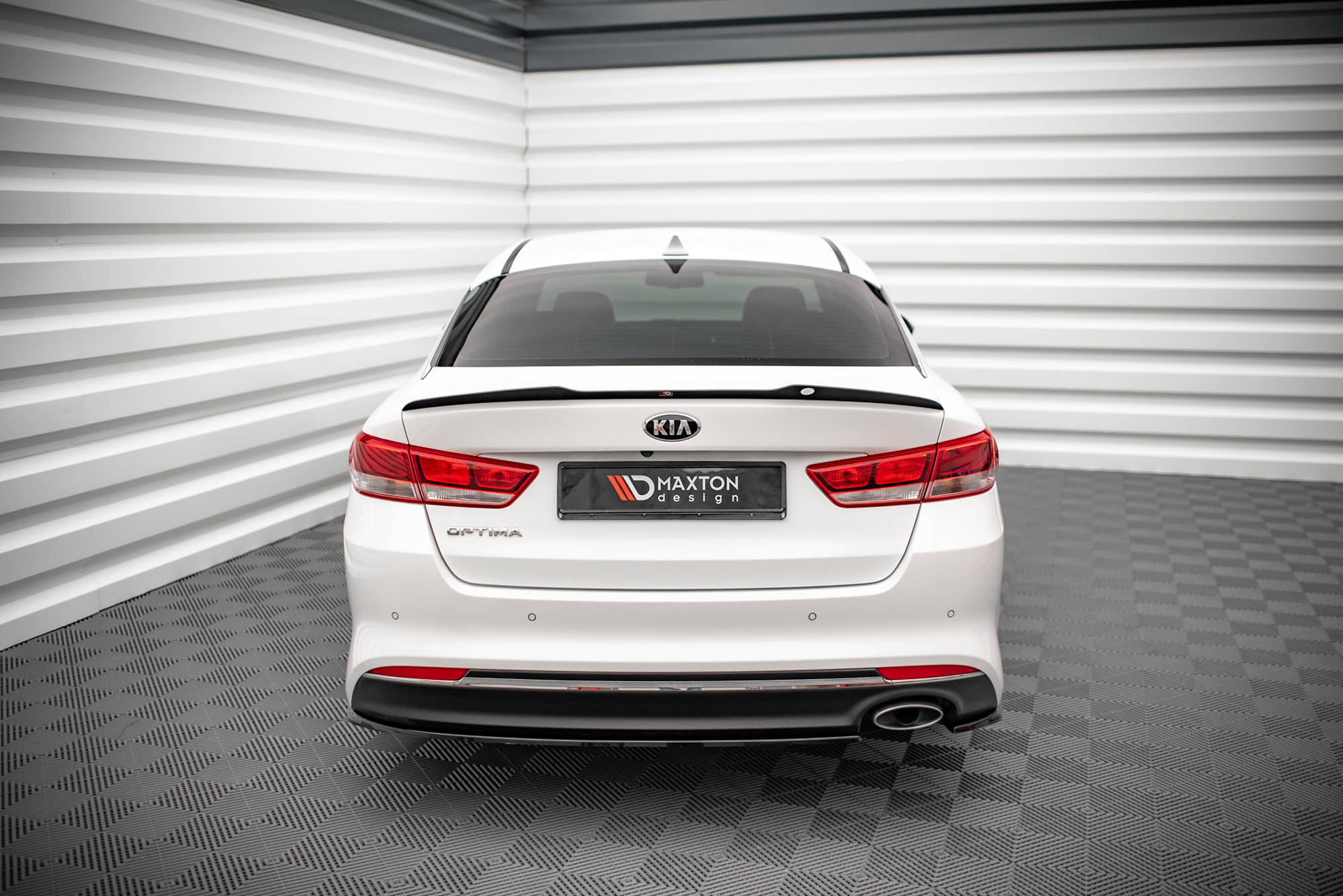 Maxton Design Heck Ansatz Flaps Diffusor passend für Kia Optima Mk4 schwarz Hochglanz