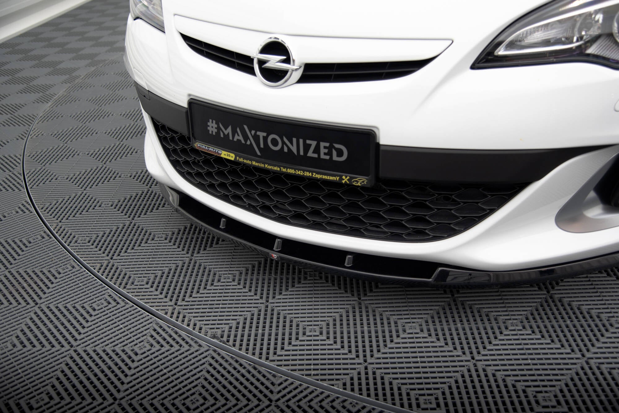Maxton Design Street+ Spoilerlippe Front Ansatz passend für Opel Astra J OPC/VXR Nurburg schwarz Hochglanz