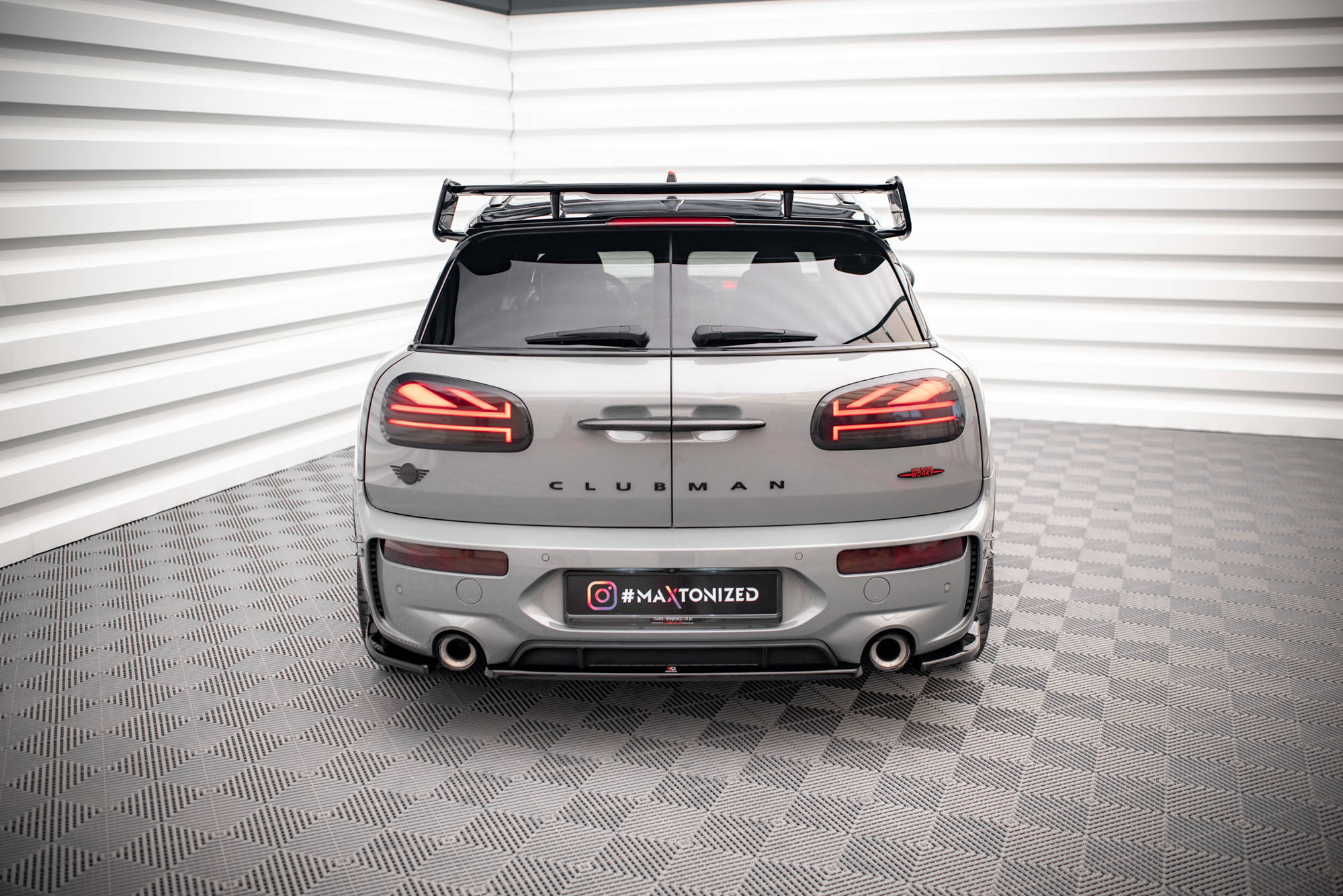 Maxton Design Heckansatz Mini Cooper Clubman John Cooper Works F54 Facelift schwarz Hochglanz für Mini Clubman F54 Facelift