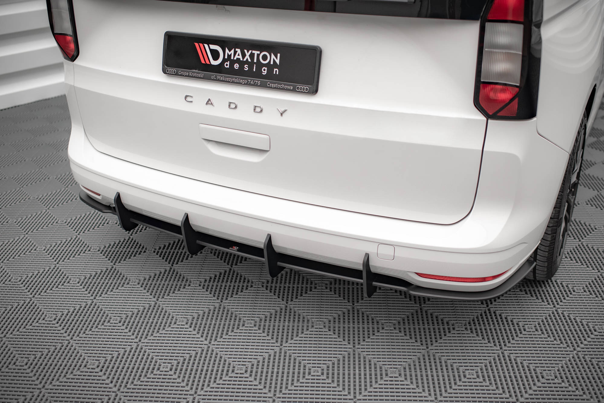 Maxton Design Street Pro Heckschürze passend für VW Caddy Mk5