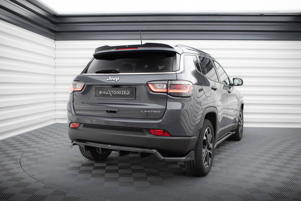 Maxton Design Street+ Mittlerer Diffusor RACE passend für Jeep Compass Limited Mk2 Facelift schwarz Hochglanz