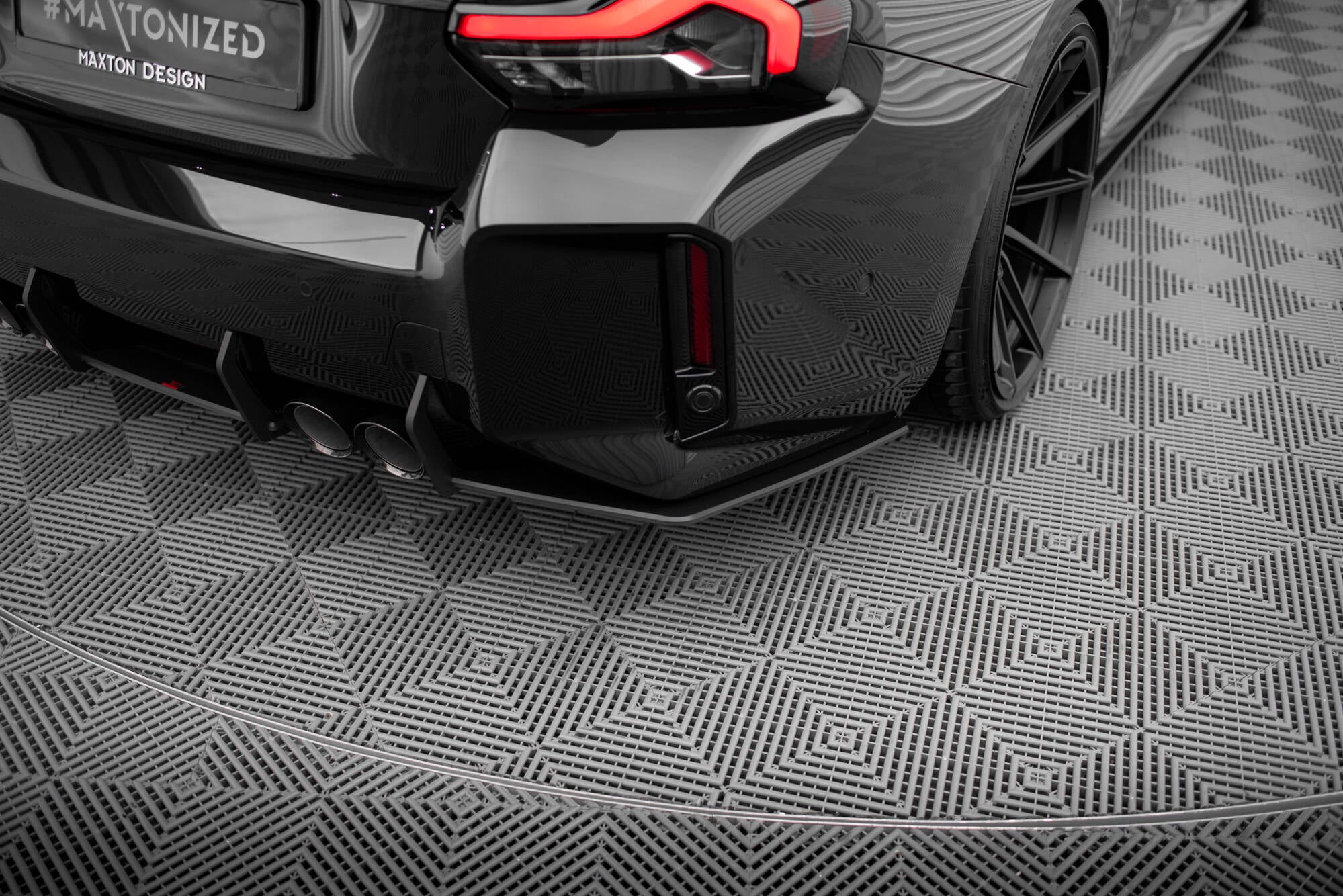Maxton Design Street Pro Heck Ansatz Flaps Diffusor V.1 passend für BMW M2 G87