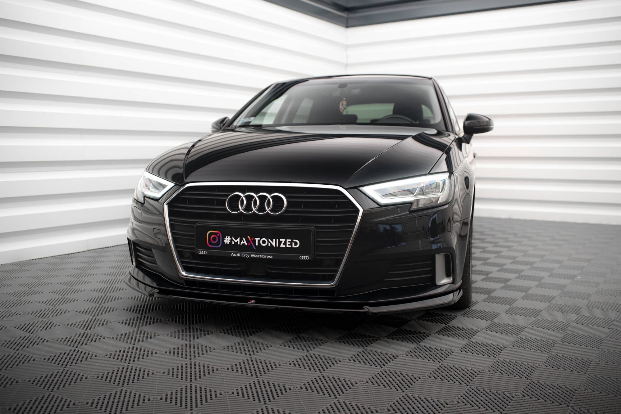 Maxton Design Street+ Spoilerlippe Front Ansatz V.2 passend für Audi A3 Sportback 8V Facelift schwarz Hochglanz