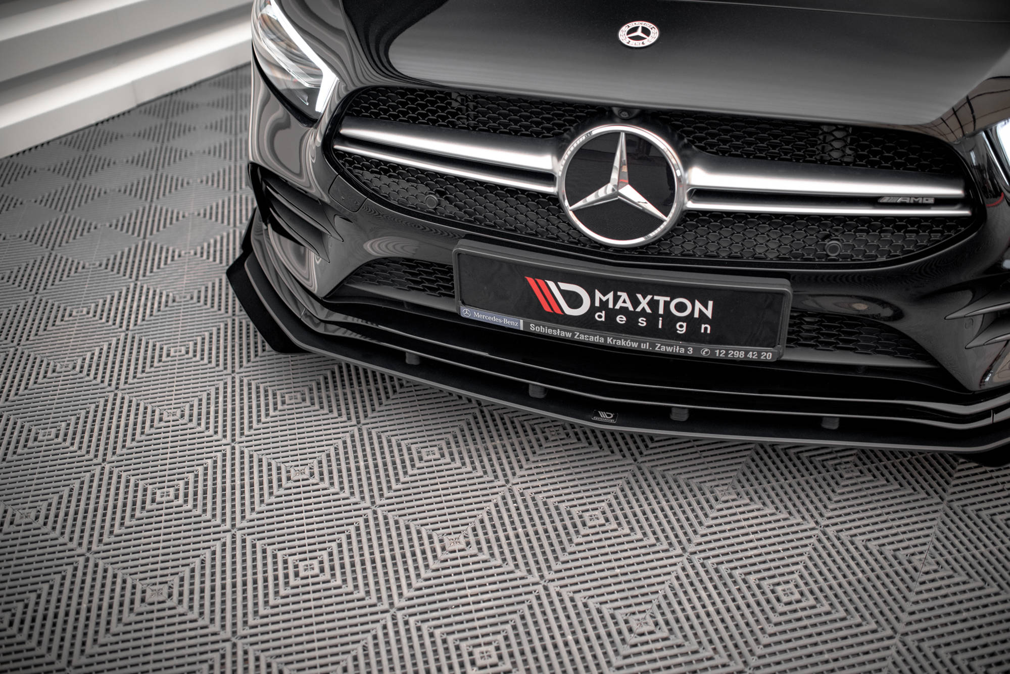 Maxton Design Street Pro Street+ Spoilerlippe Front Ansatz + Flaps passend für Mercedes A35 AMG / AMG-Line Aero Pack W177 schwarz Hochglanz