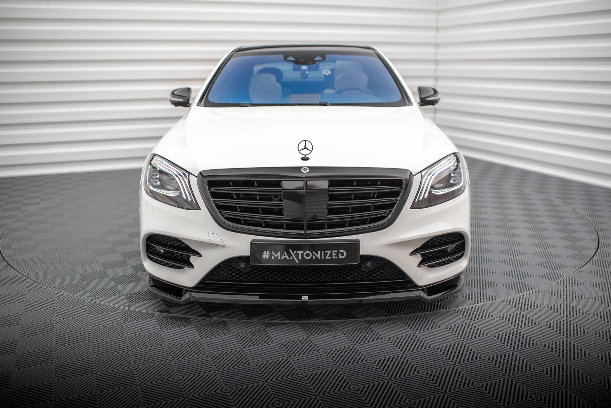 Maxton Design Street+ Spoilerlippe Front Ansatz V.1 passend für Mercedes-Benz S AMG-Line W222 Facelift schwarz Hochglanz