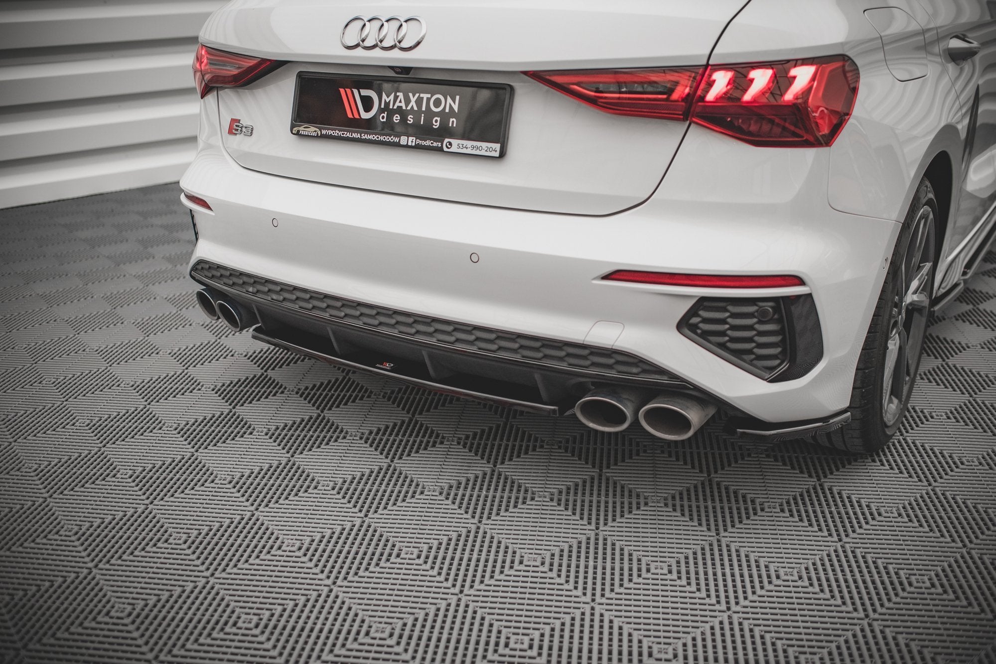 Maxton Design Heckansatz Audi S3 Sportback 8Y schwarz Hochglanz für Audi A3