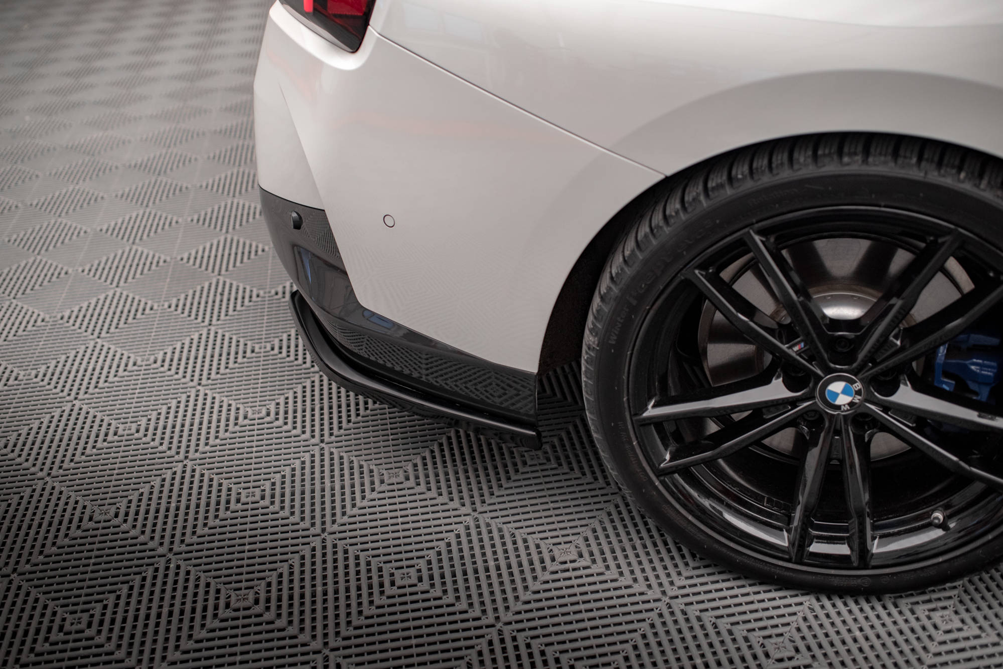 Maxton Design Heck Ansatz Flaps Diffusor V.2 passend für BMW 2 Coupe M-Paket G42 schwarz Hochglanz