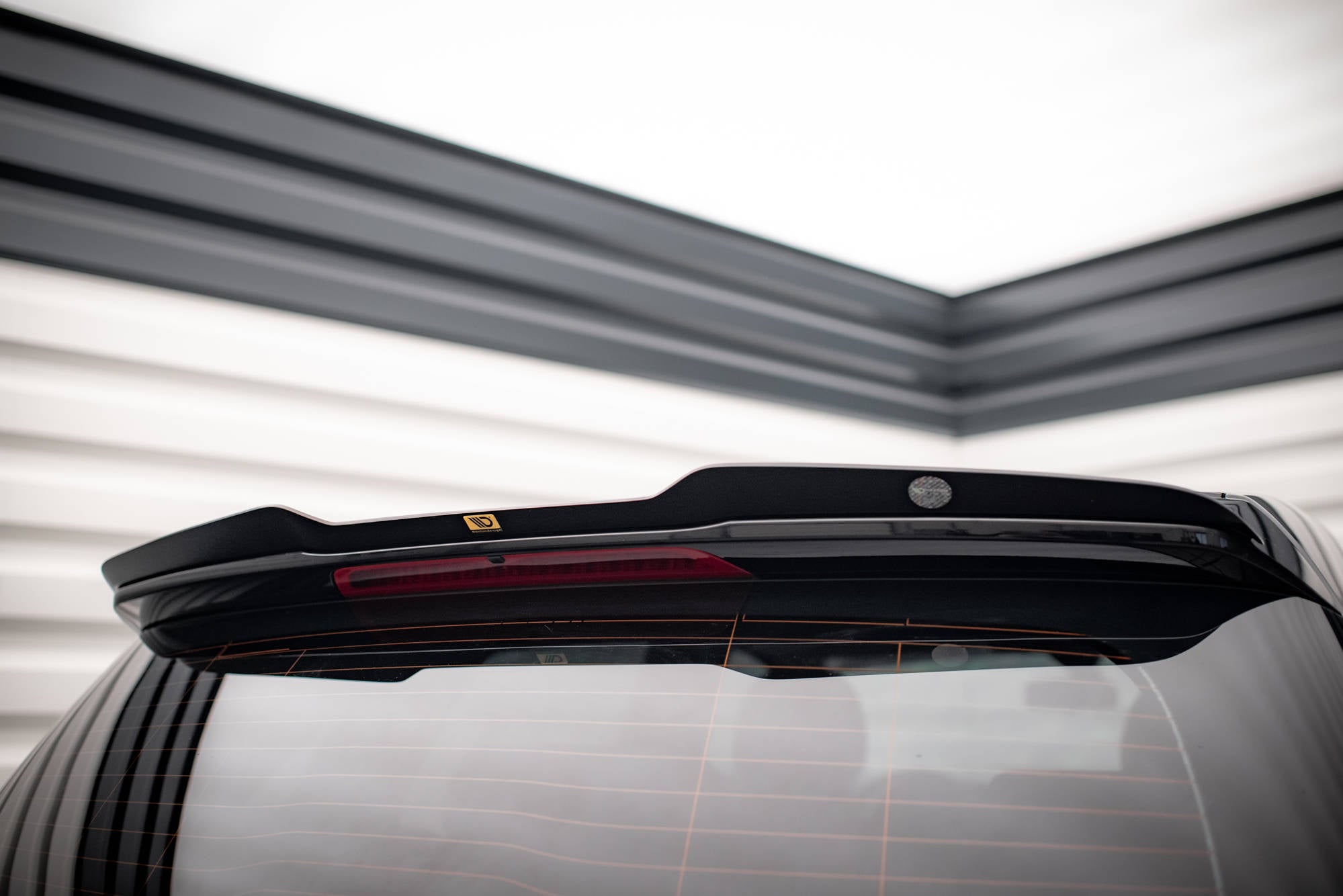 Maxton Design Spoiler CAP passend für Mercedes-Benz B W246 Facelift schwarz Hochglanz