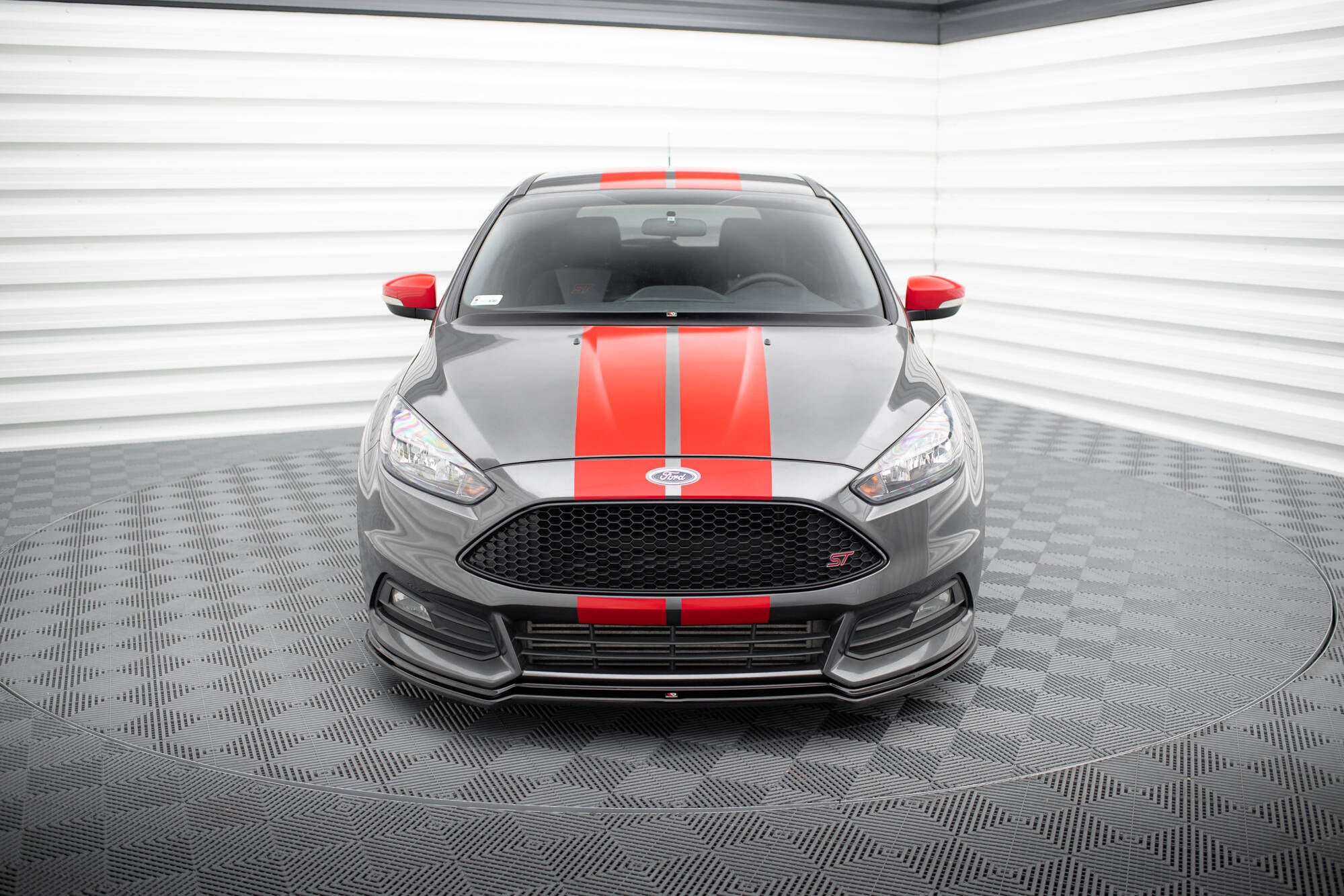 Maxton Design Street+ Spoilerlippe Front Ansatz V.3 passend für Ford Focus ST Mk3 Facelift schwarz Hochglanz