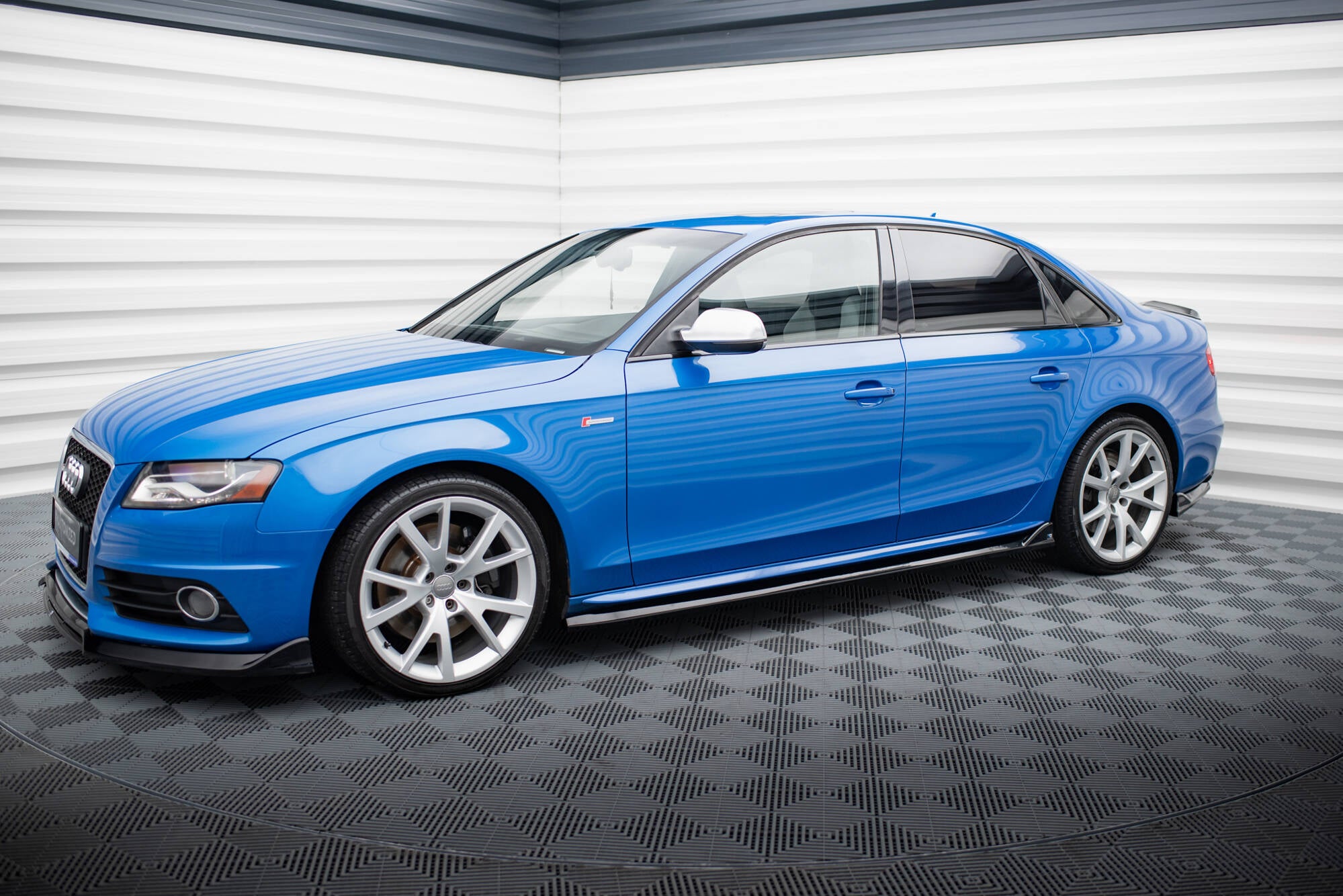 Maxton Design Street+ Seitenschweller Leisten passend für V.4 Audi A4 / A4 S-Line / S4 B8 schwarz Hochglanz