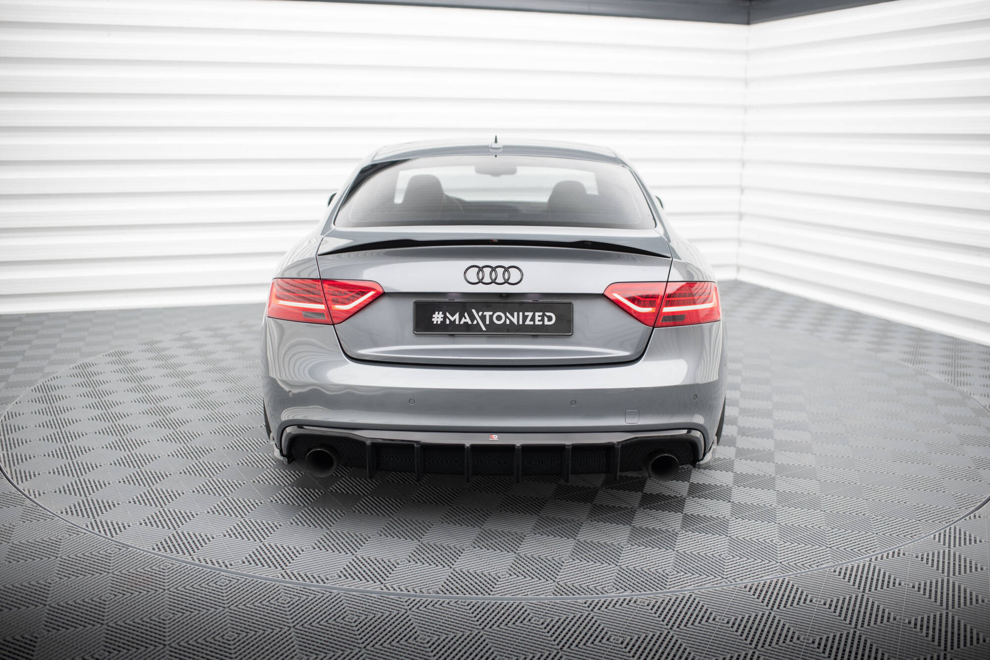 Maxton Design Diffusor Heck Ansatz passend für Audi S5 / A5 S-Line 8T Facelift (Einzelauspuff li. re.)