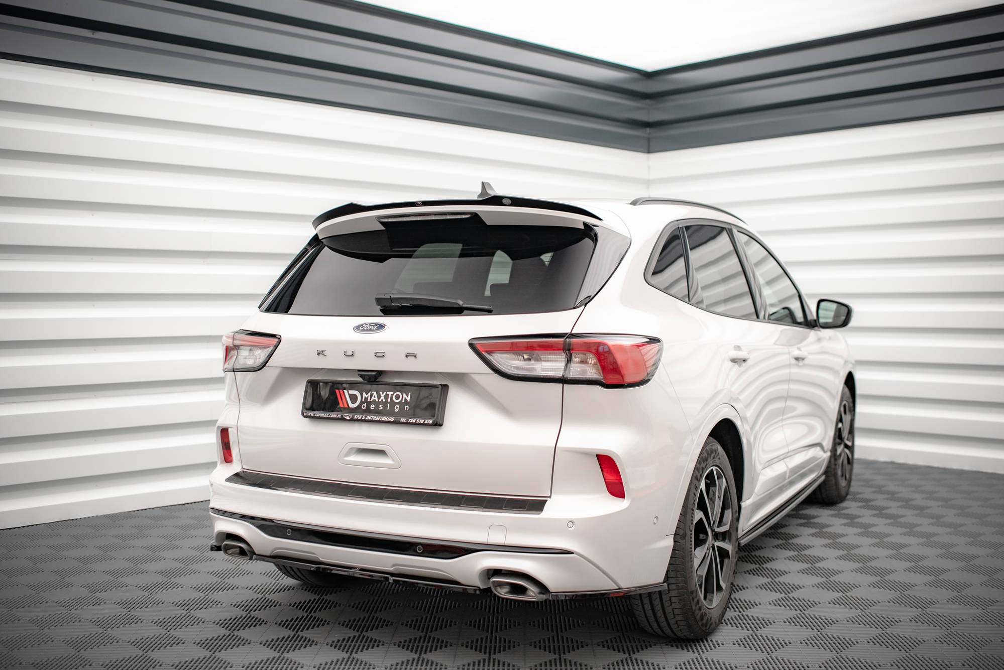 Maxton Design Spoiler CAP passend für Ford Kuga ST-Line Mk3 schwarz Hochglanz