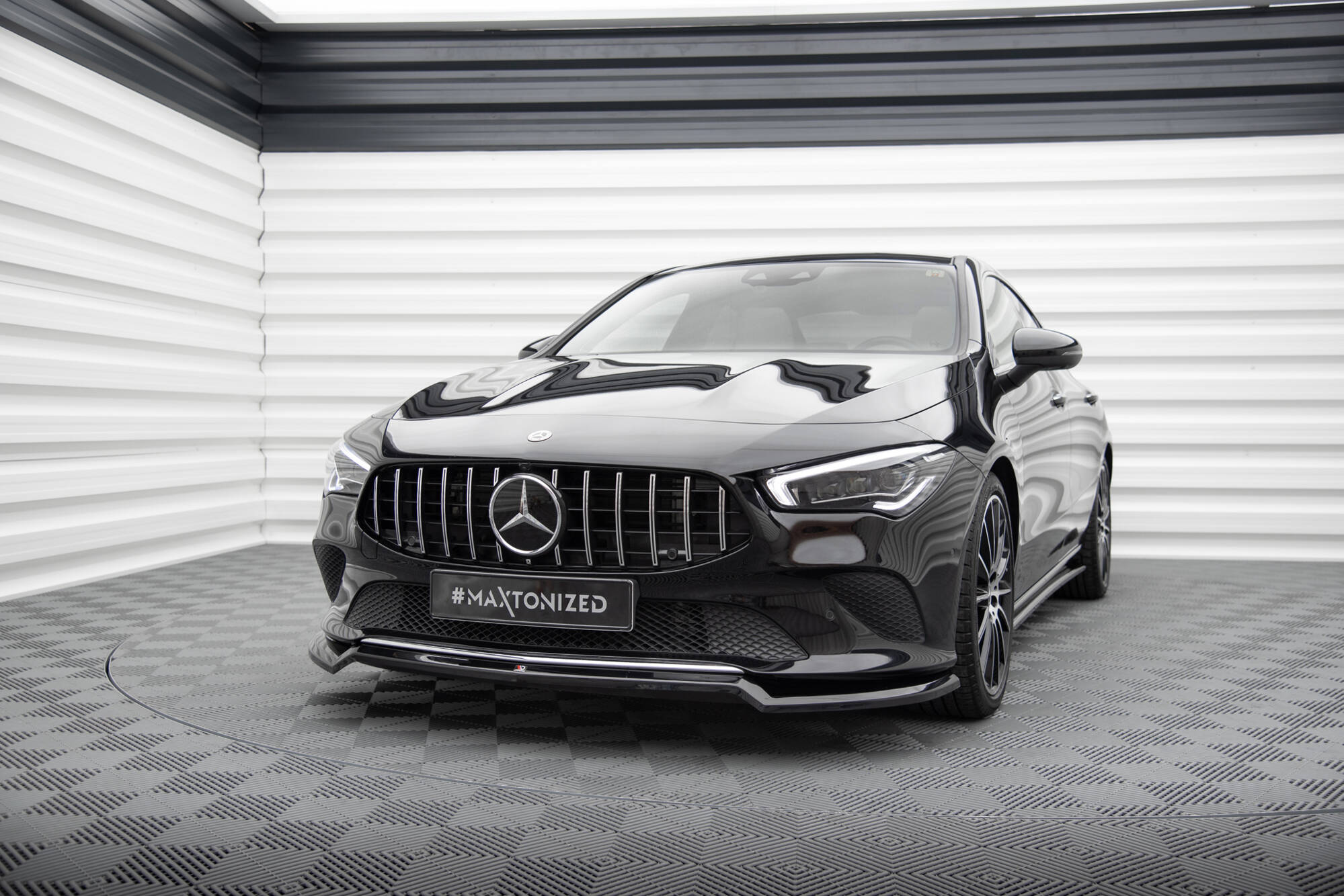 Maxton Design Street+ Spoilerlippe Front Ansatz V.1 passend für Mercedes-Benz CLA C118 schwarz Hochglanz