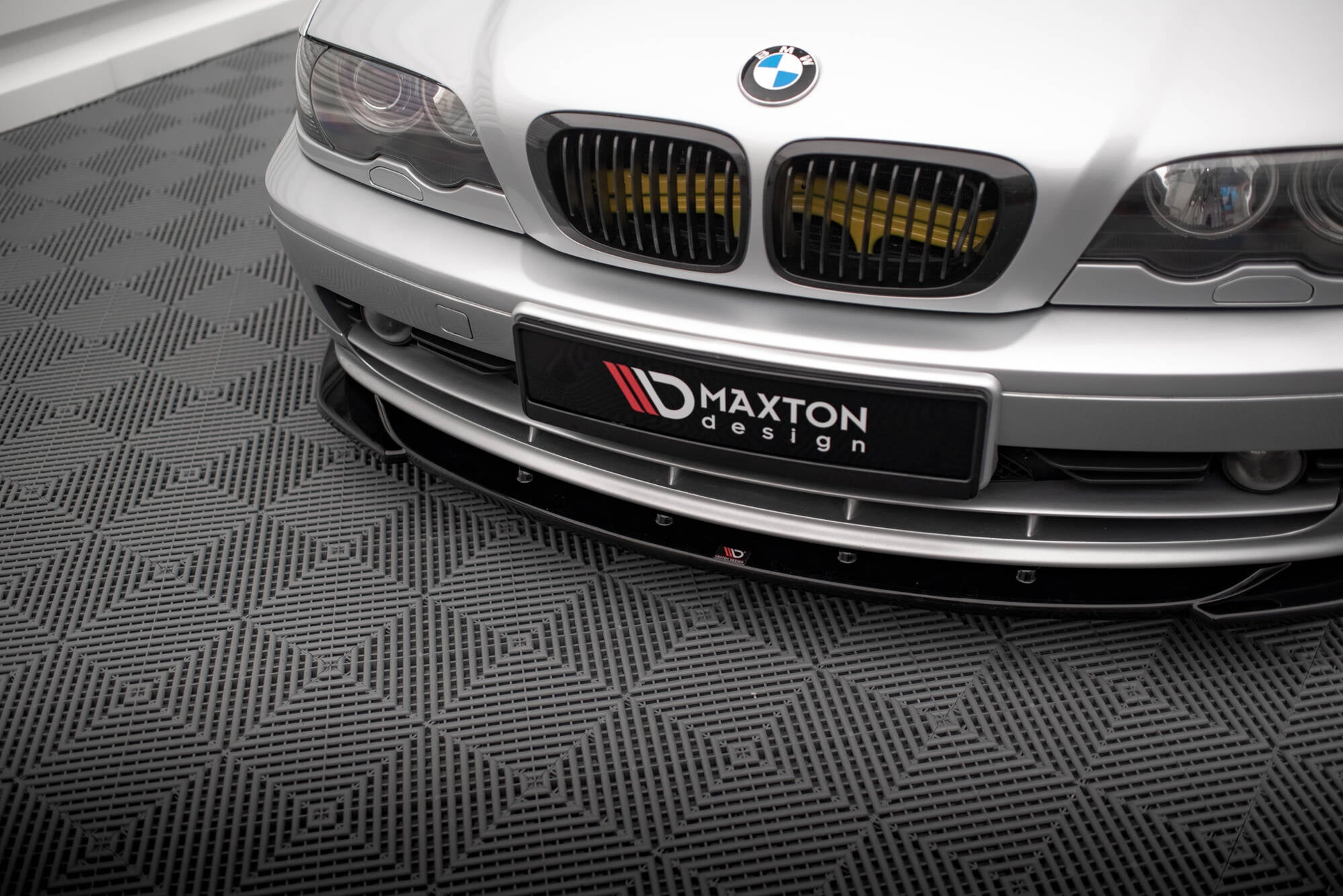 Maxton Design Street+ Spoilerlippe Front Ansatz V.1 passend für BMW 3er Coupe E46 schwarz Hochglanz