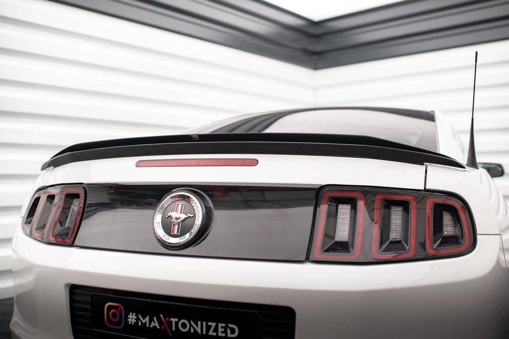 Maxton Design Spoiler CAP passend für Ford Mustang Mk5 Facelift schwarz Hochglanz