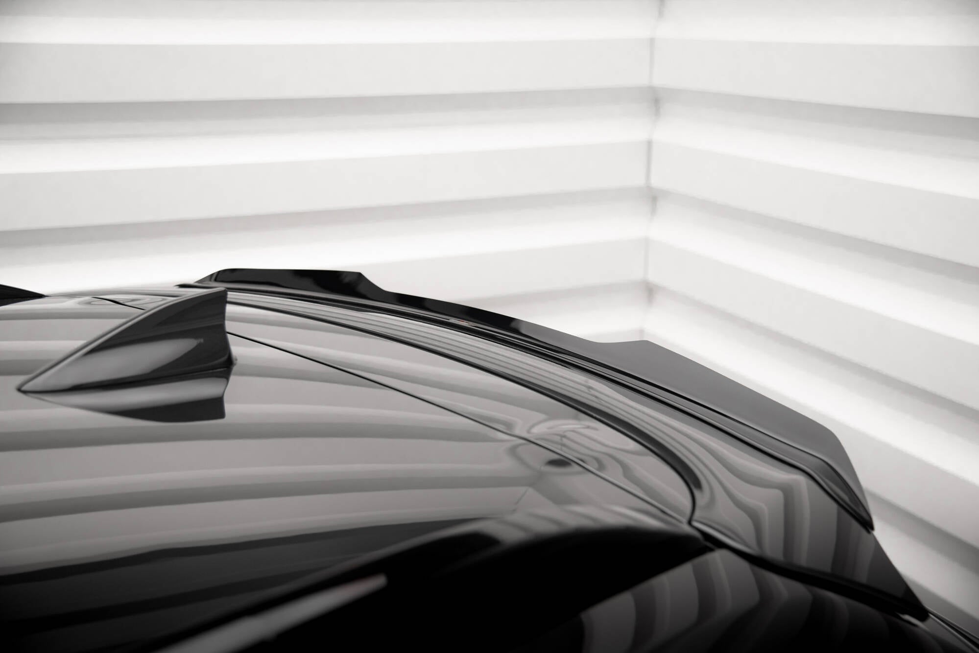 Maxton Design Spoiler CAP passend für Mazda 6 Kombi Mk3 Facelift schwarz Hochglanz