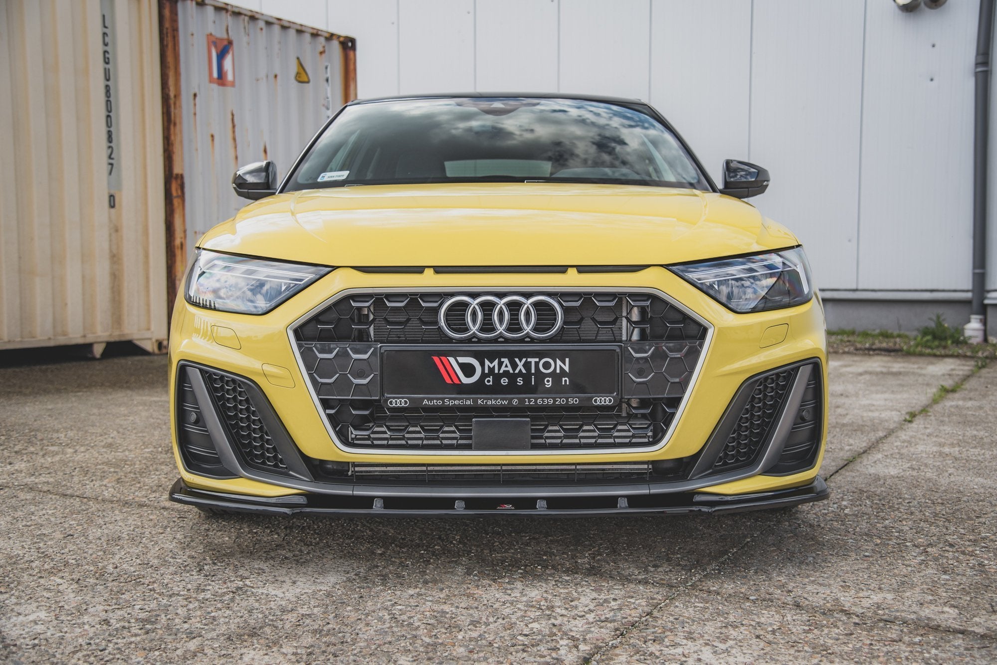 Maxton Design Street+ Spoilerlippe Front Ansatz V.1 passend für Audi A1 S-Line GB schwarz Hochglanz
