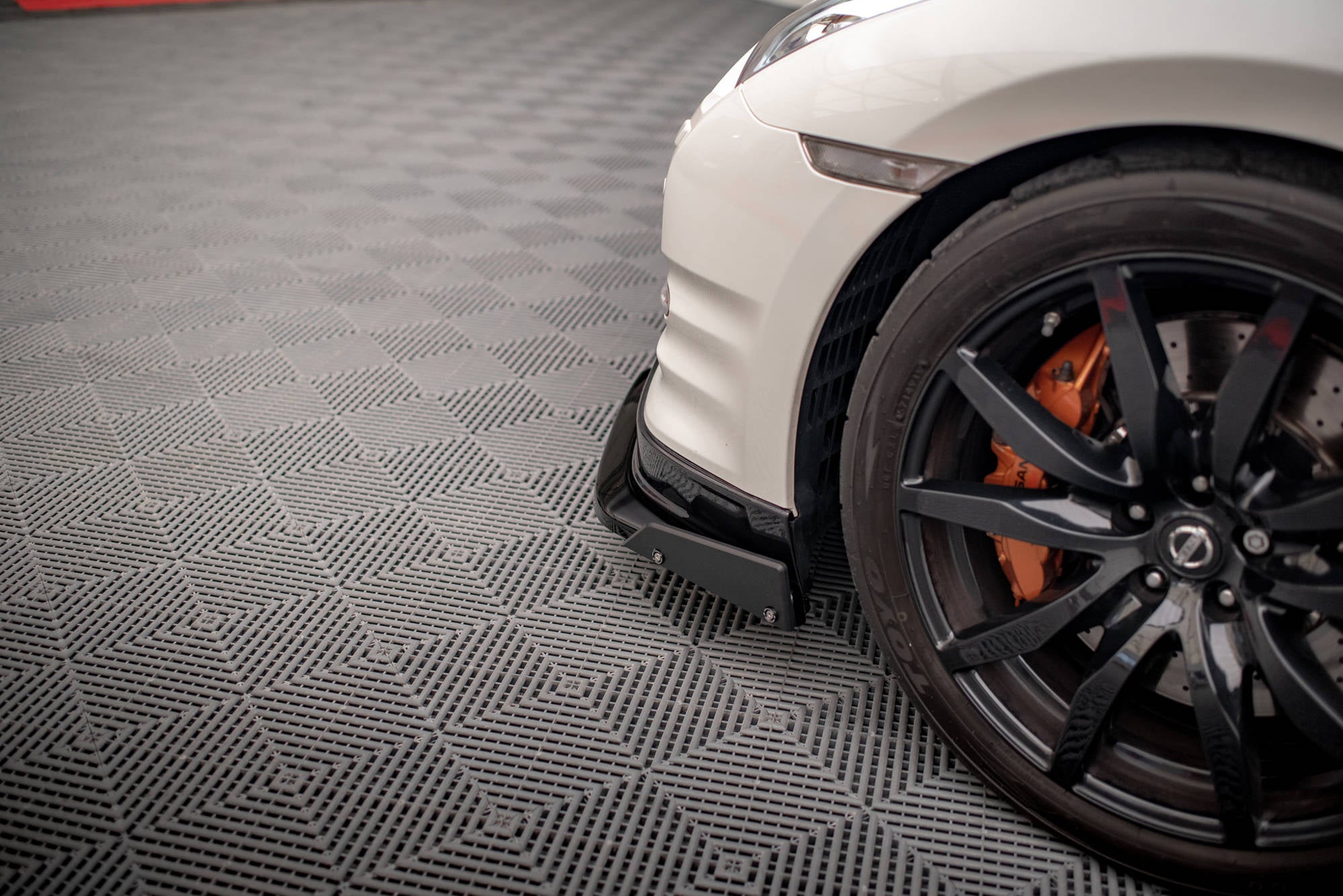 Maxton Design Street+ Spoilerlippe Front Ansatz + Flaps passend für Nissan GTR R35 Facelift