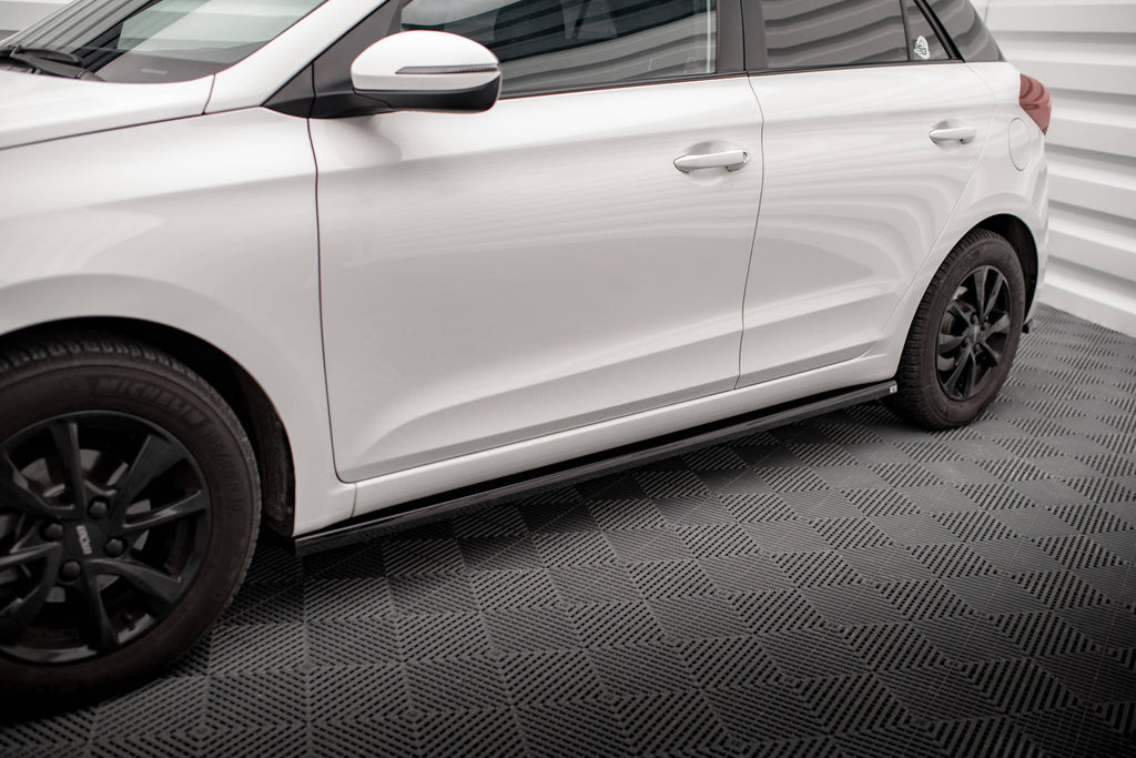 Maxton Design Street+ Seitenschweller Leisten passend für Hyundai I20 Mk2 Facelift schwarz Hochglanz