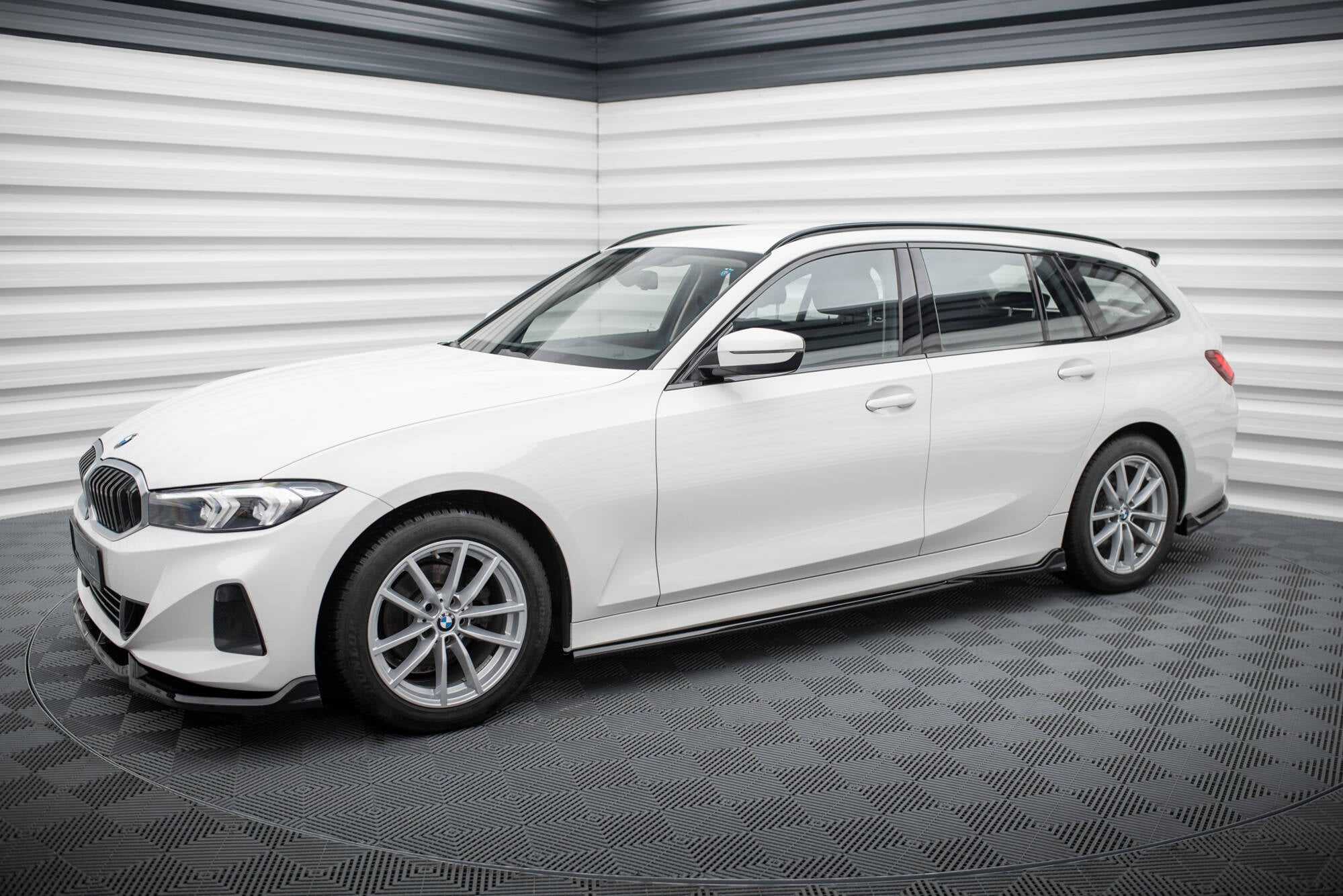 Maxton Design Street+ Seitenschweller Leisten passend für BMW 3er Limousine / Touring G20 / G21 Facelift schwarz Hochglanz
