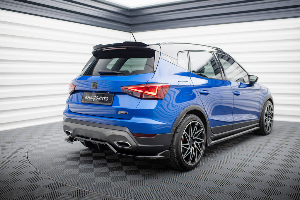 Maxton Design Street+ Mittlerer Diffusor RACE passend für Seat Arona FR Mk1 Facelift schwarz Hochglanz