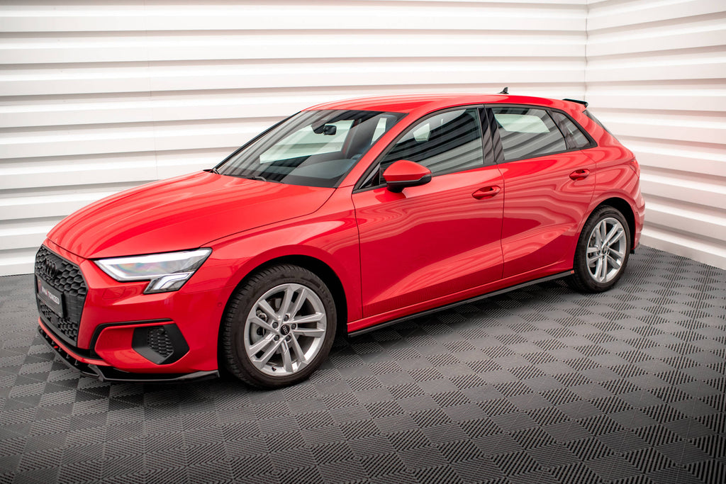 Maxton Design Seitenschweller Ansatz für Audi A3 8Y Carbon Look