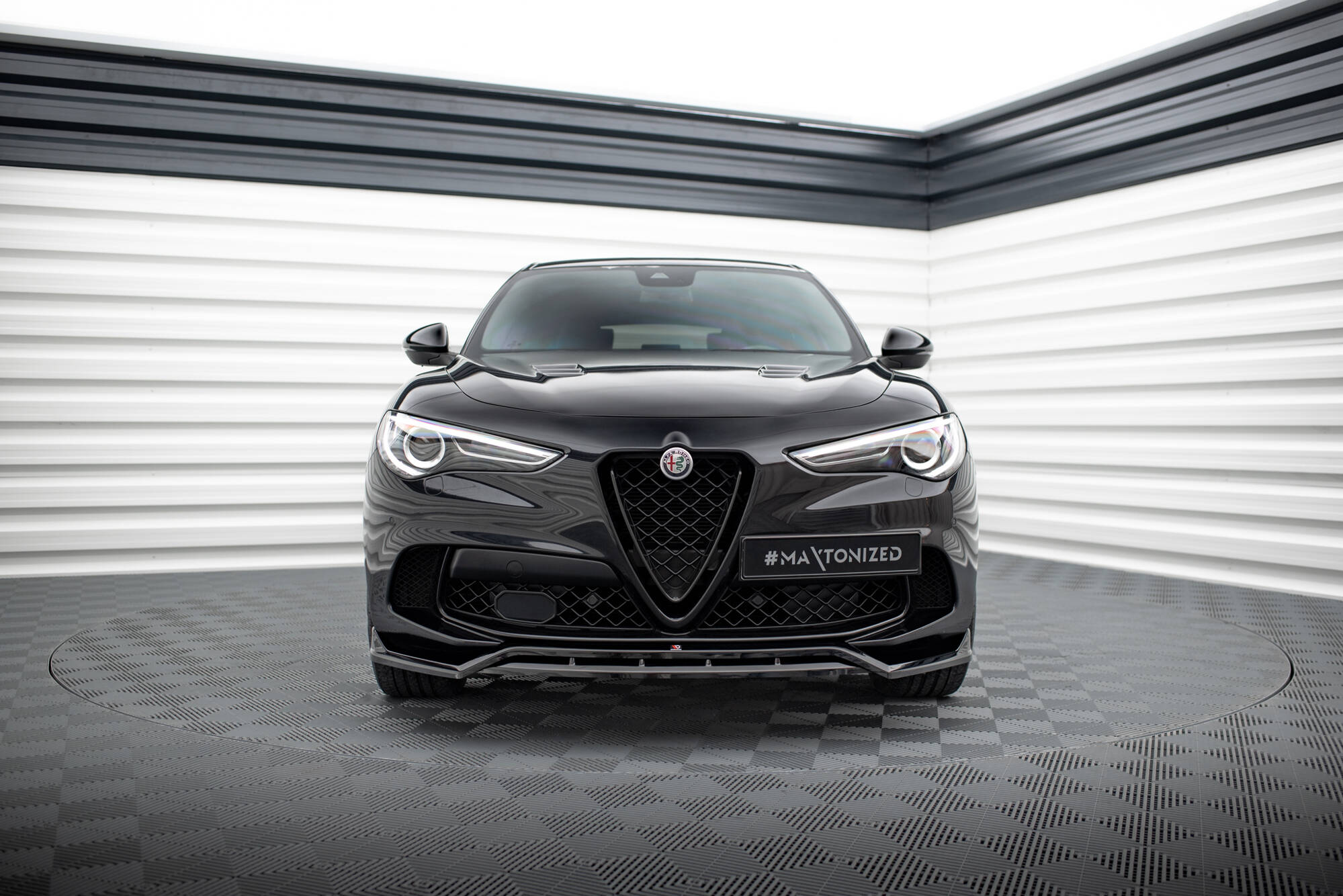 Maxton Design Street+ Spoilerlippe Front Ansatz passend für Alfa Romeo Stelvio Quadrifoglio Mk1 schwarz Hochglanz