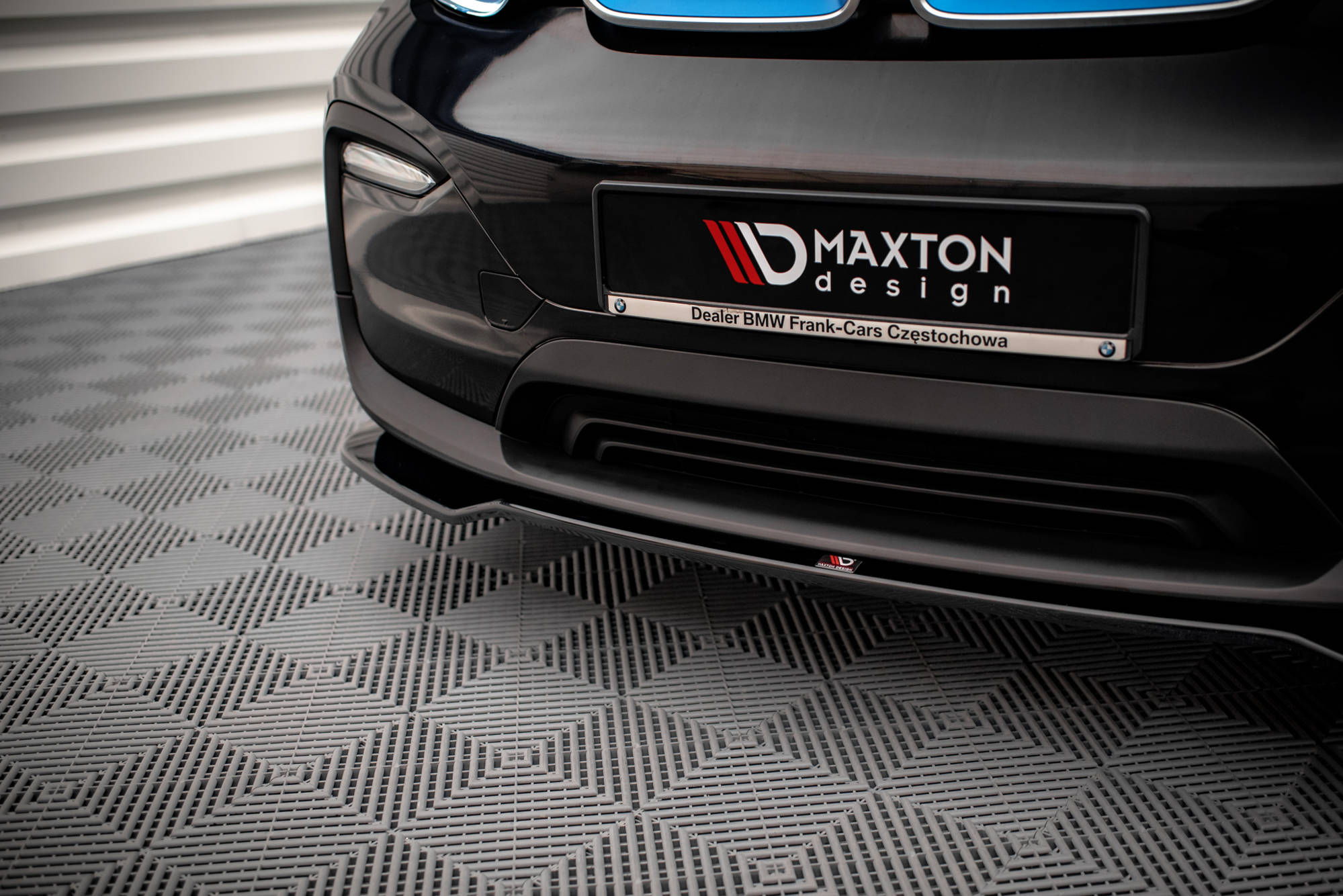 Maxton Design Street+ Spoilerlippe Front Ansatz V.1 passend für BMW i3 S Mk1 Facelift schwarz Hochglanz