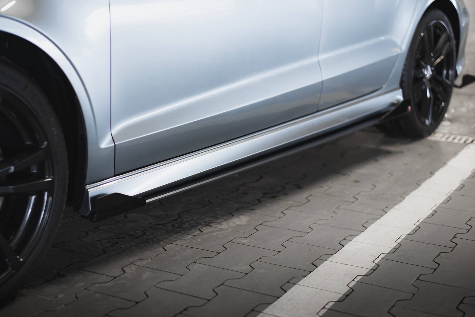 Maxton Design Seitenschweller Flaps passend für Audi S3 / A3 S-Line Limousine 8V schwarz Hochglanz