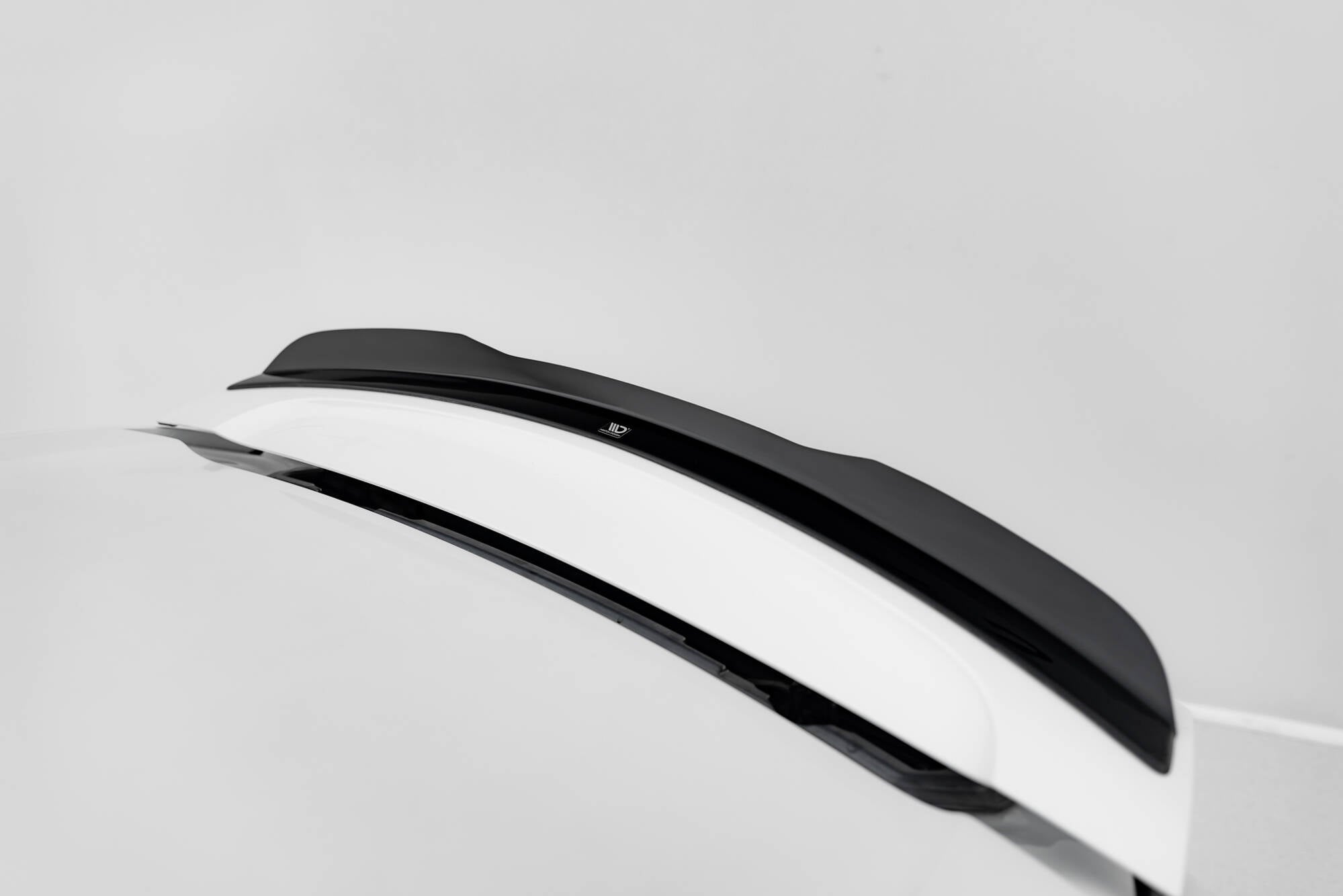 Maxton Design Spoiler CAP passend für Peugeot RCZ Mk1 / Mk1 Facelift schwarz Hochglanz