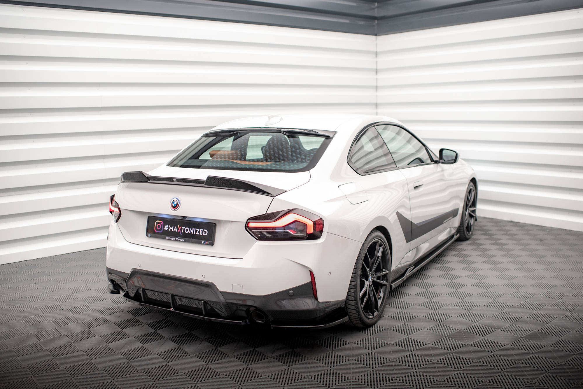 Maxton Design Heck Ansatz Flaps Diffusor V.2 passend für BMW 2 Coupe M-Paket G42 schwarz Hochglanz