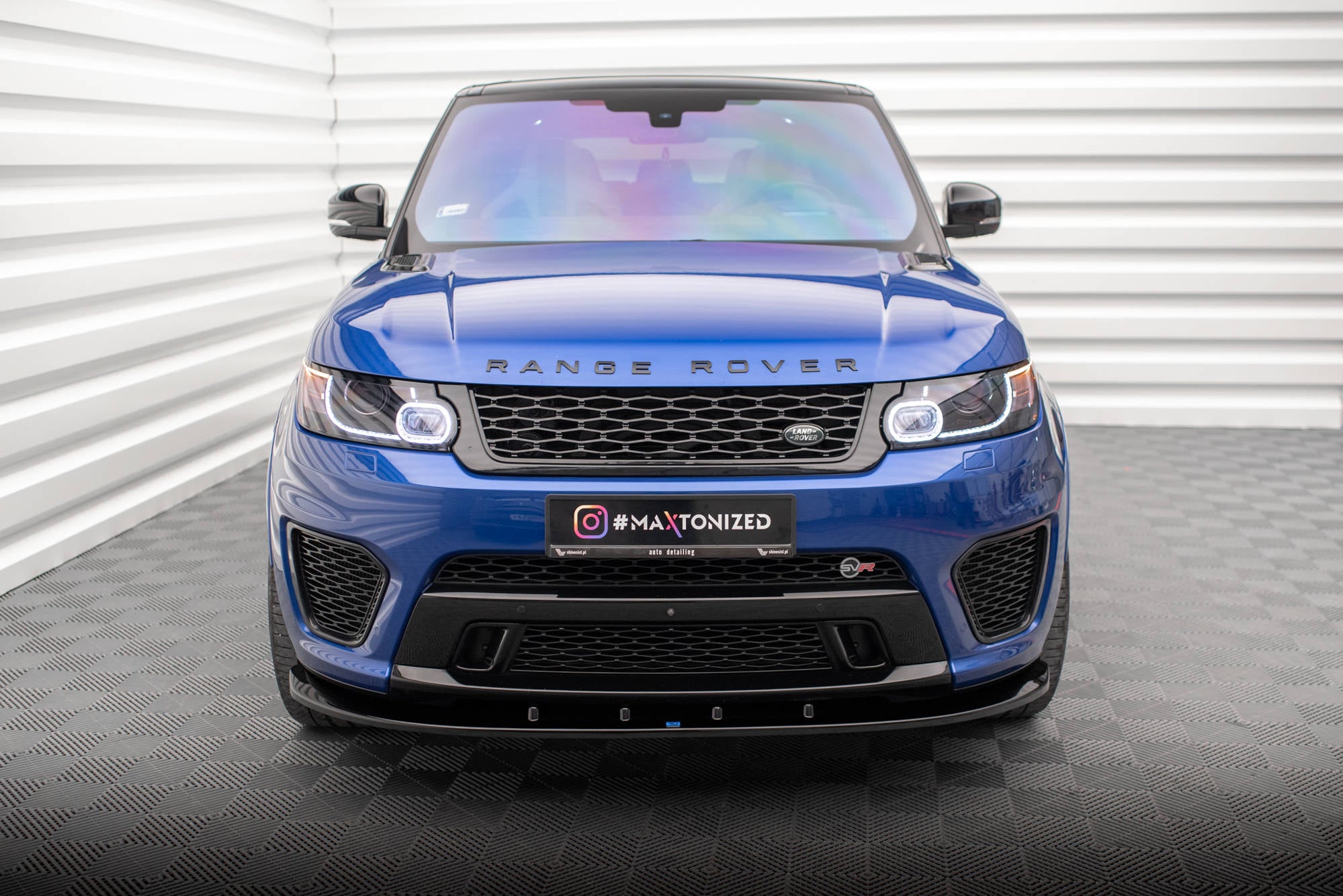 Maxton Design Street+ Spoilerlippe Front Ansatz V.1 passend für Land Rover Range Rover Sport SVR Mk2 schwarz Hochglanz