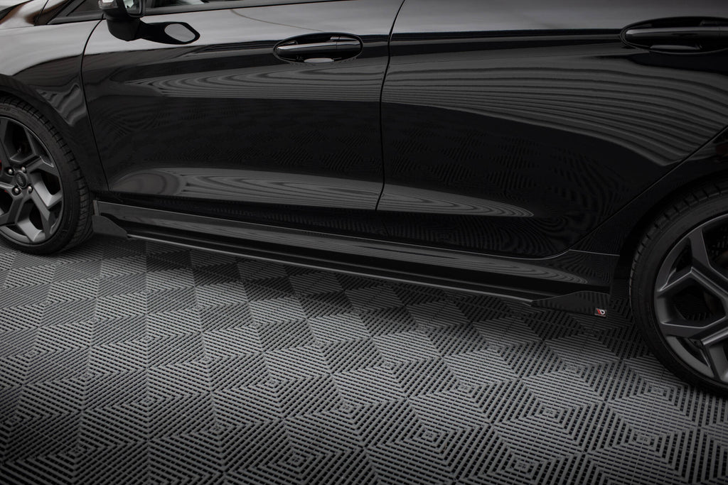 Maxton Design Street Pro Street+ Seitenschweller Leisten + Flaps passend für Ford Fiesta ST / ST-Line Mk8 schwarz Hochglanz