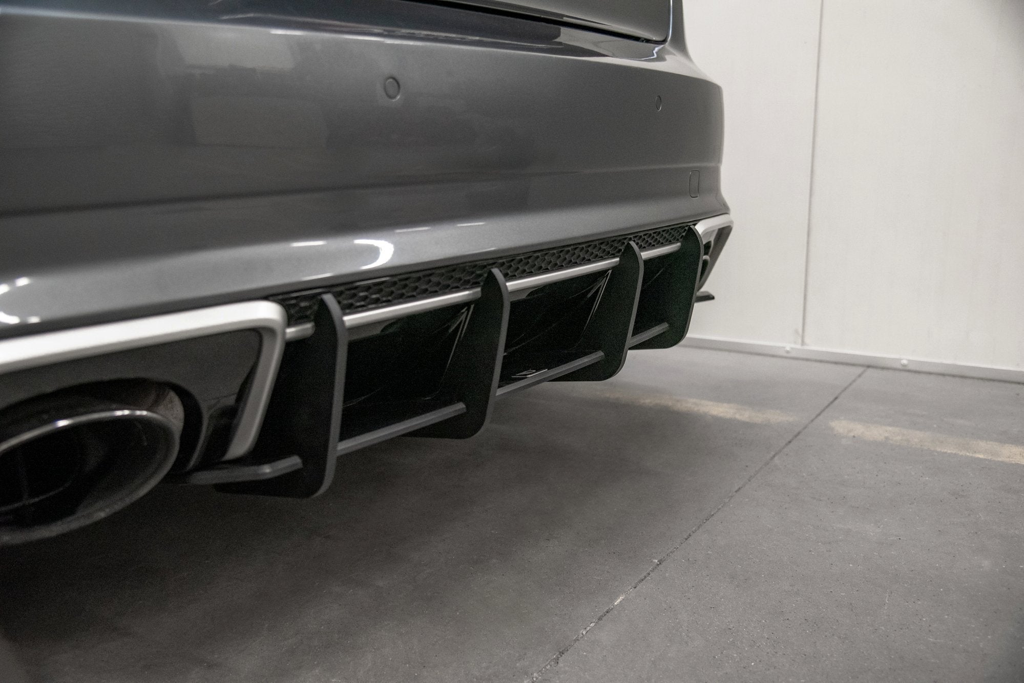 Maxton Design Robuste Racing Heckschürze V.1 passend für Audi RS3 8V Sportback