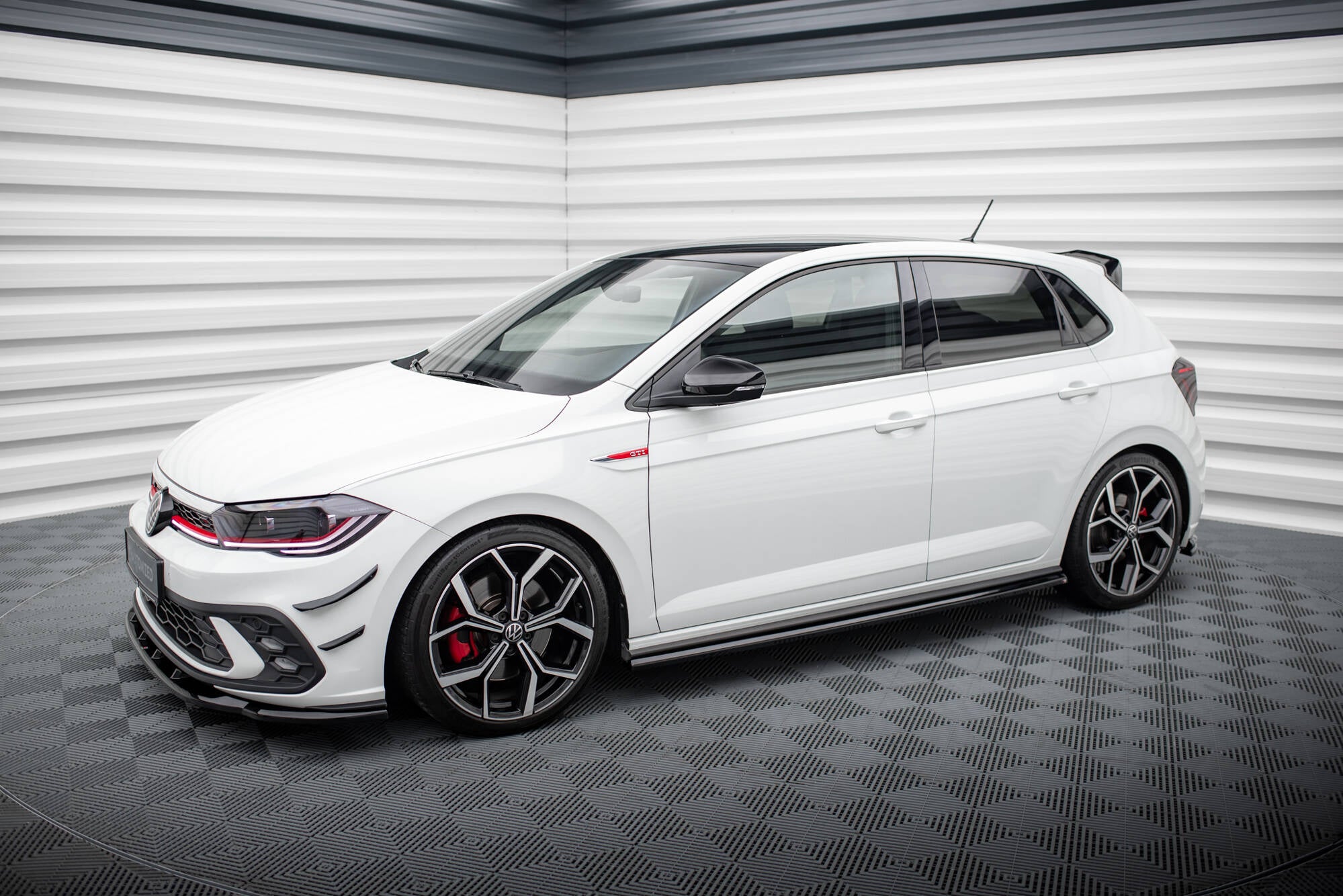 Maxton Design Street+ Seitenschweller Leisten passend für VW Polo GTI Mk6 Facelift schwarz Hochglanz