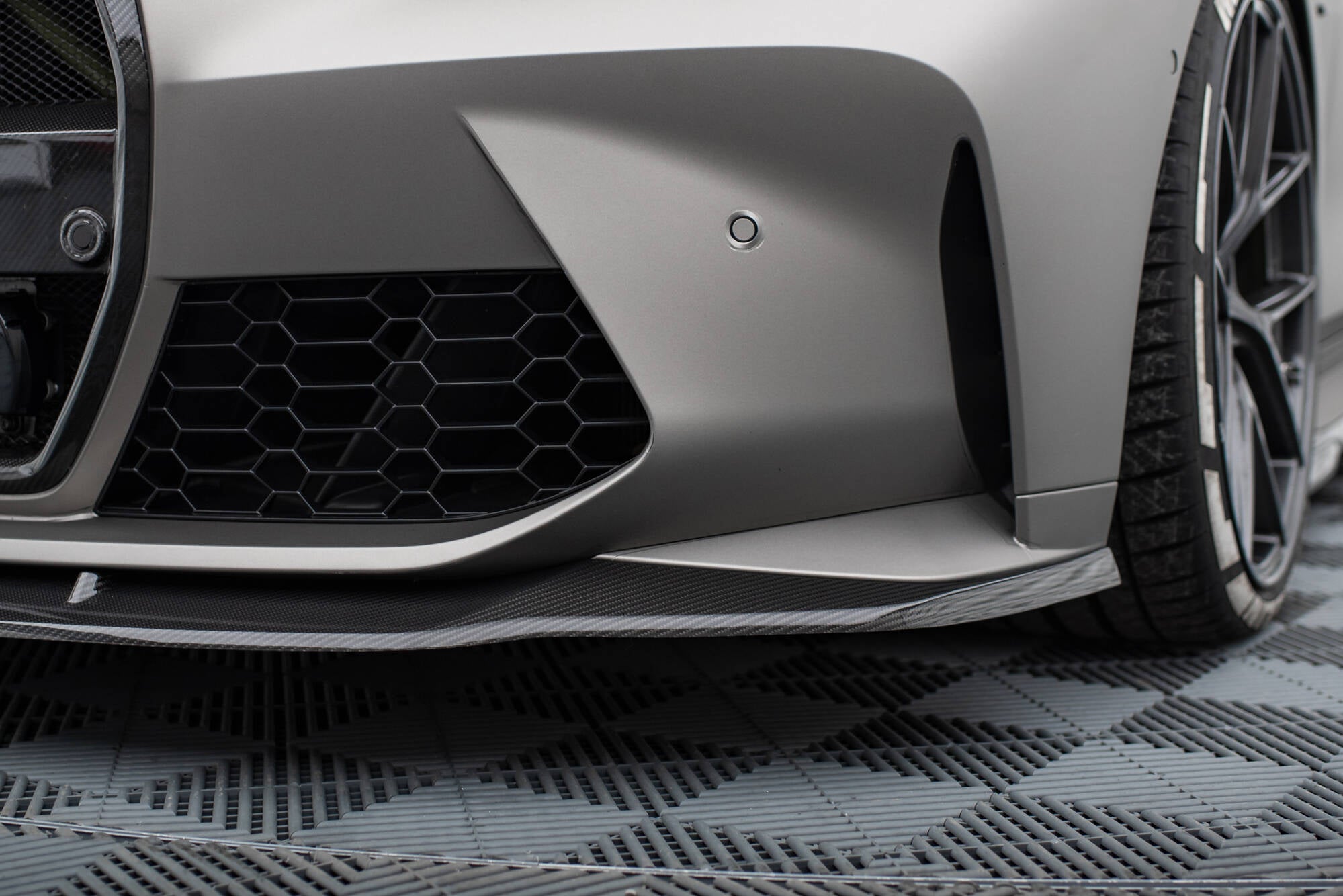 Maxton Design Prepreg Carbon Fiber Street+ Spoilerlippe Front Ansatz V.3 passend für BMW M4 G82 / M3 G80